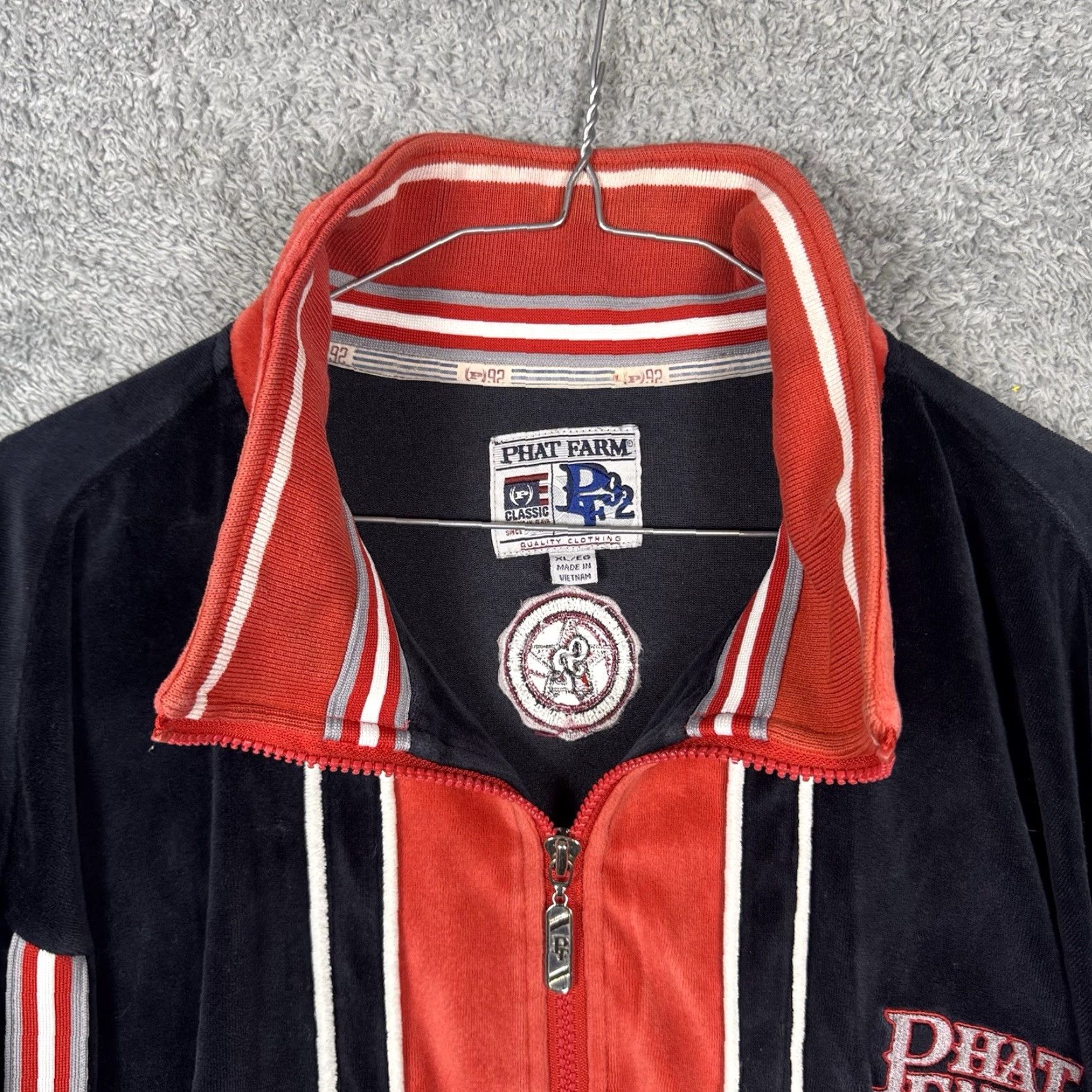 Phat Farm Phat Farm Jacket Men XL Velour Track Jacket Red 3XL Regular Zip Pockets Retro Y2K Music Lounge Velour Faux Velvet 90s Fall Winter SF92 PF92 Size US XXL / EU 58 / 5 - 5 Thumbnail