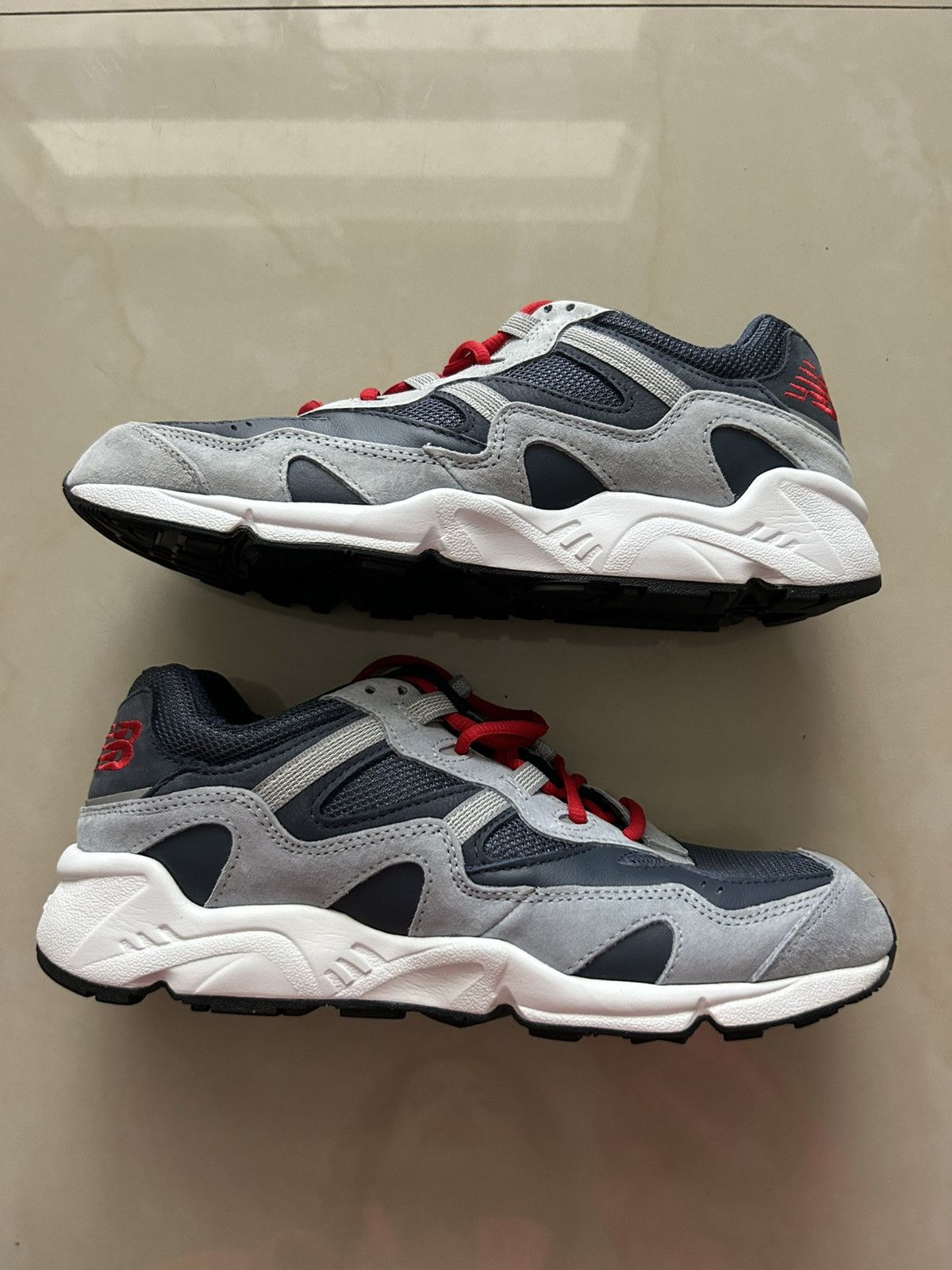 New balance x no vacancy inn 850