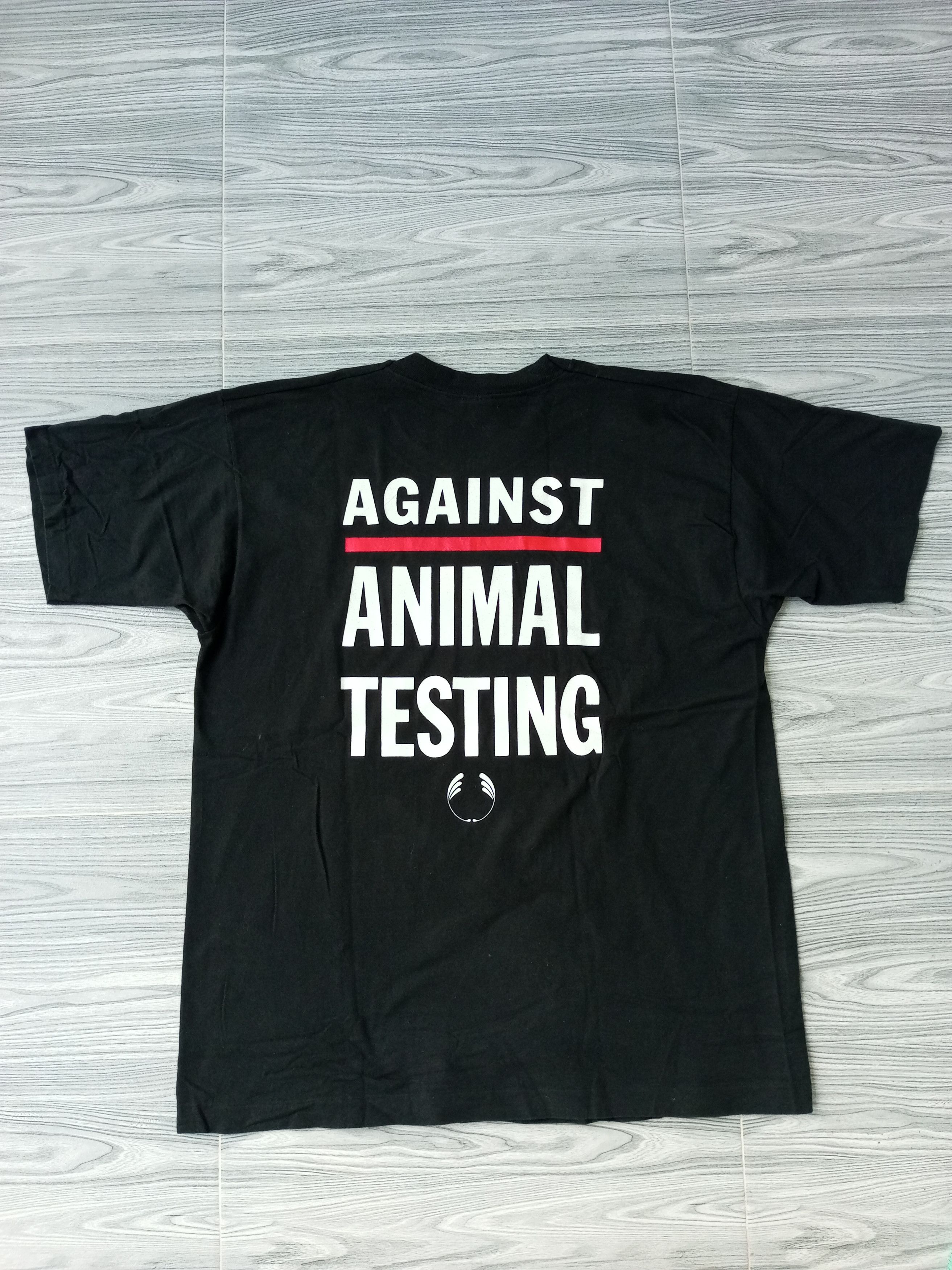 Vintage Vintage The Body Shop T-shirt Againts Animal Testing Size US XL / EU 56 / 4 - 10 Thumbnail