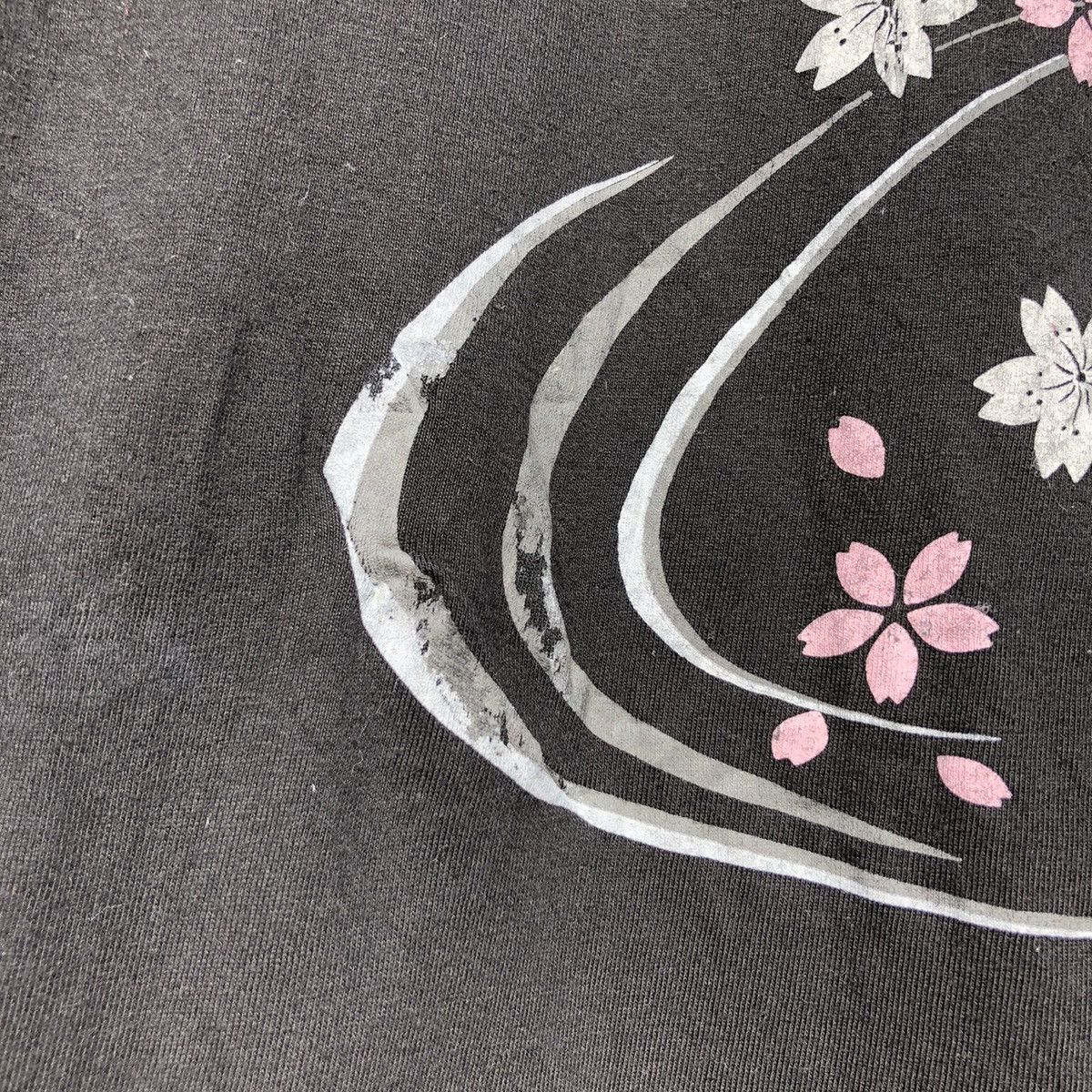 Japanese Brand Vintage y2k Koi Fish Sukajan Tshirt Size US M / EU 48-50 / 2 - 8 Thumbnail