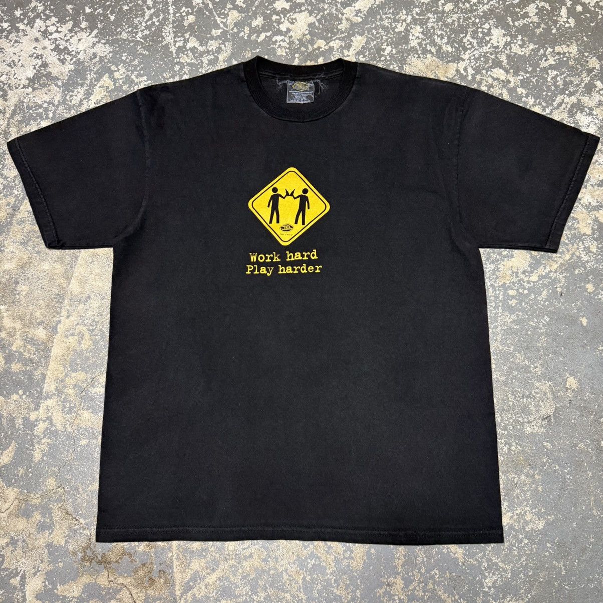 Vintage Vintage Work Hard Play Harder Mikes Hard Lemonade Beer 90s Size US XL / EU 56 / 4 - 1 Thumbnail