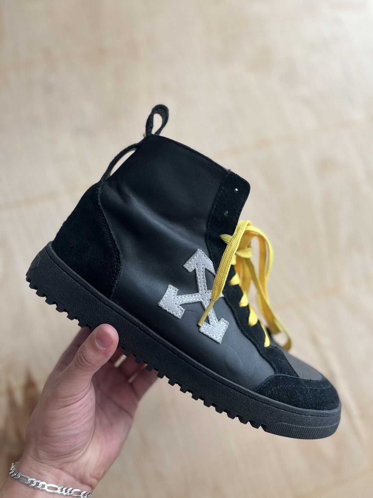 footlocker off white