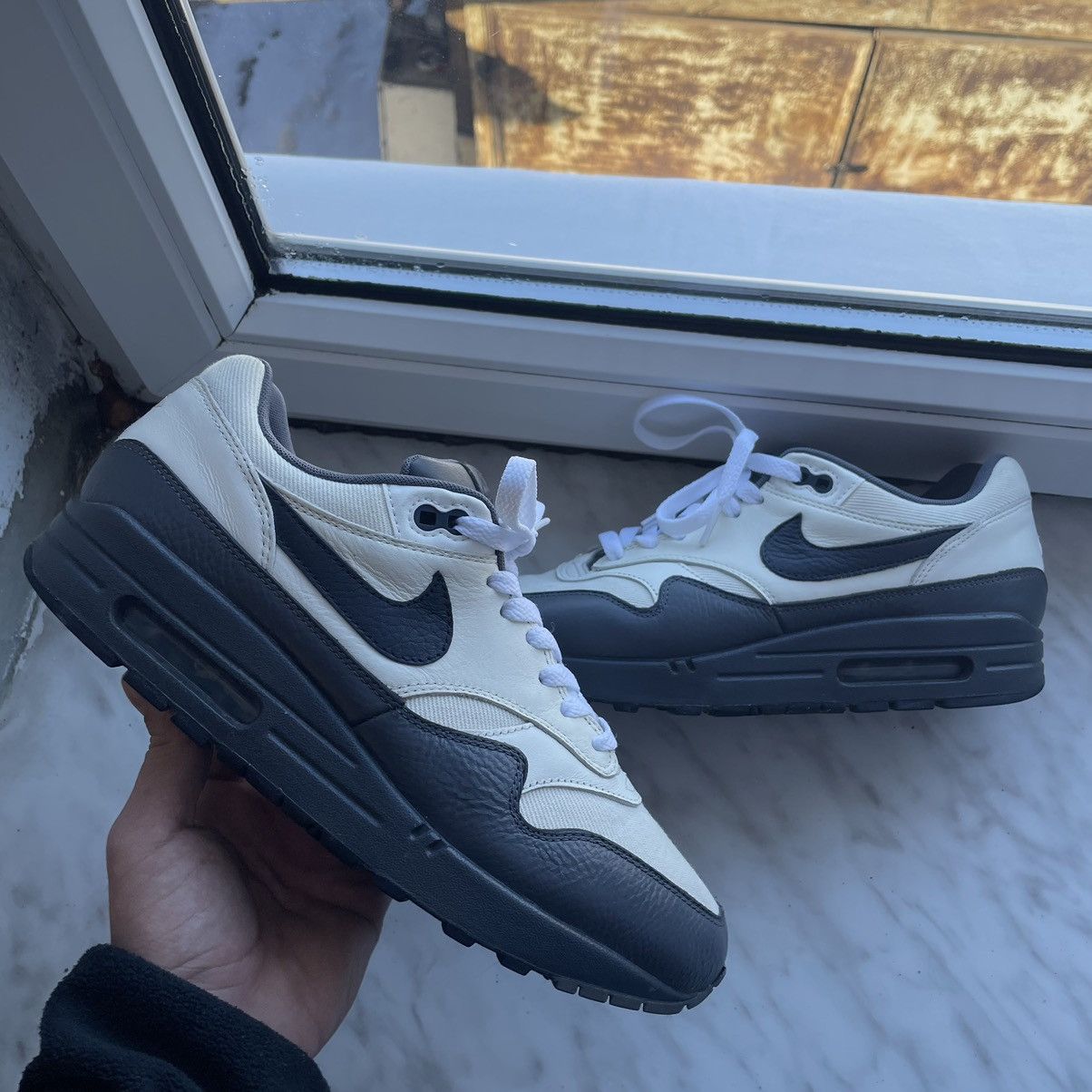 nike air max 1 premium rare ruby