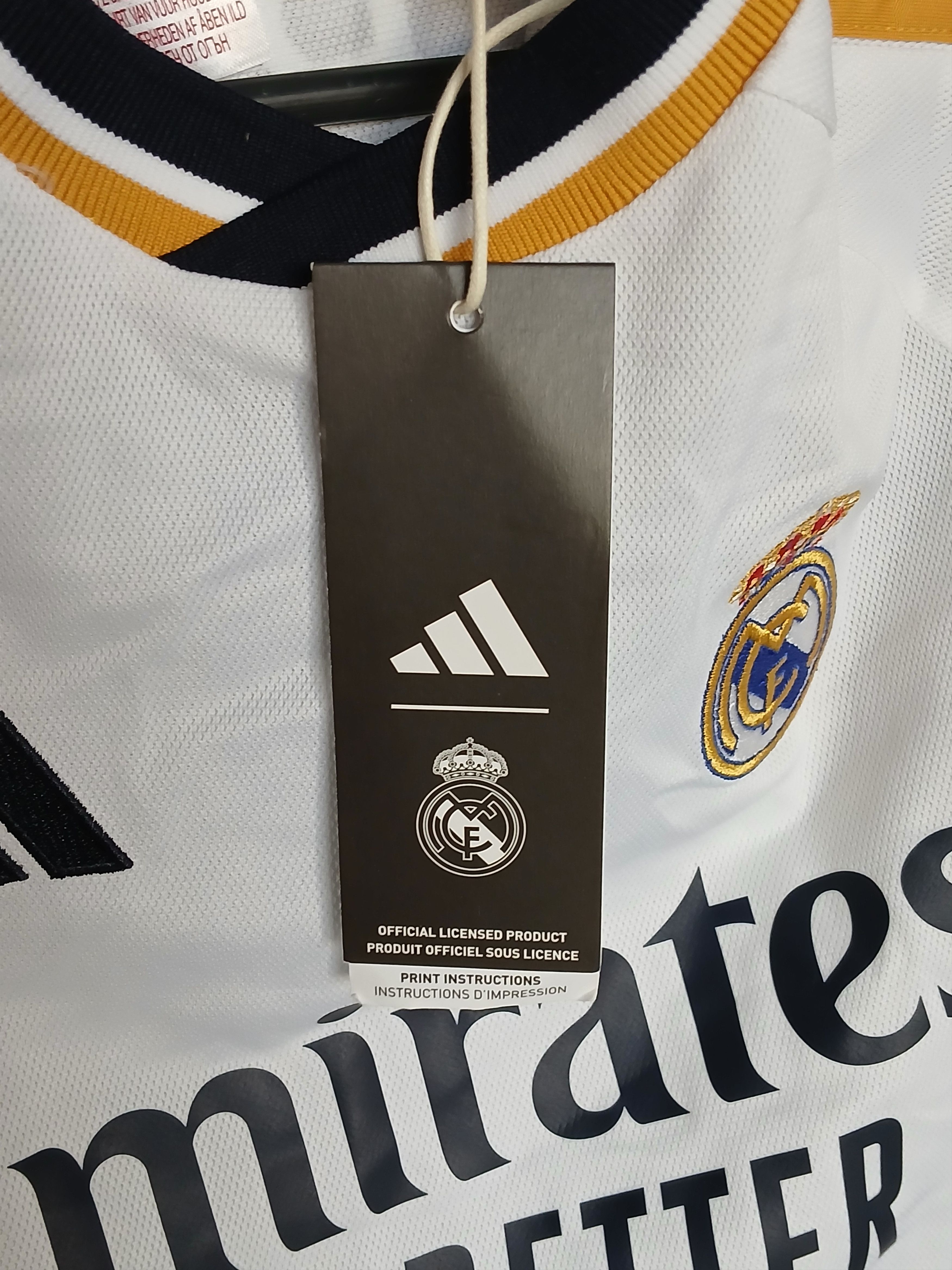 Adidas New KIDS Real Madrid 23/24 Home Football Jersey T-Shirt Size US XS / EU 42 / 0 - 9 Thumbnail