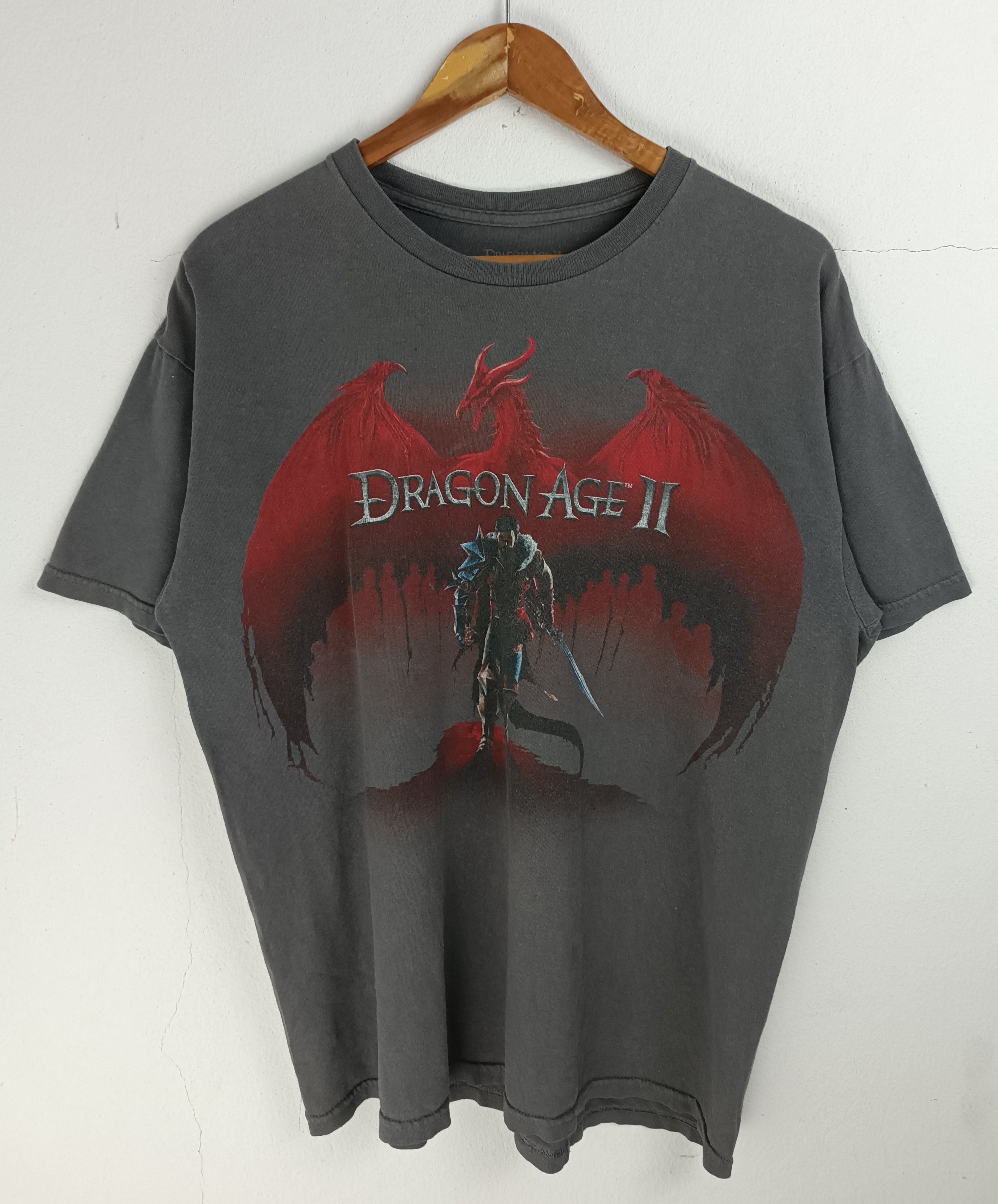Playstation VINTAGE 2011 DRAGON AGE 2 RPG GAME TEE CRYSIS MASS EFFECT Size US L / EU 52-54 / 3 - 3 Thumbnail