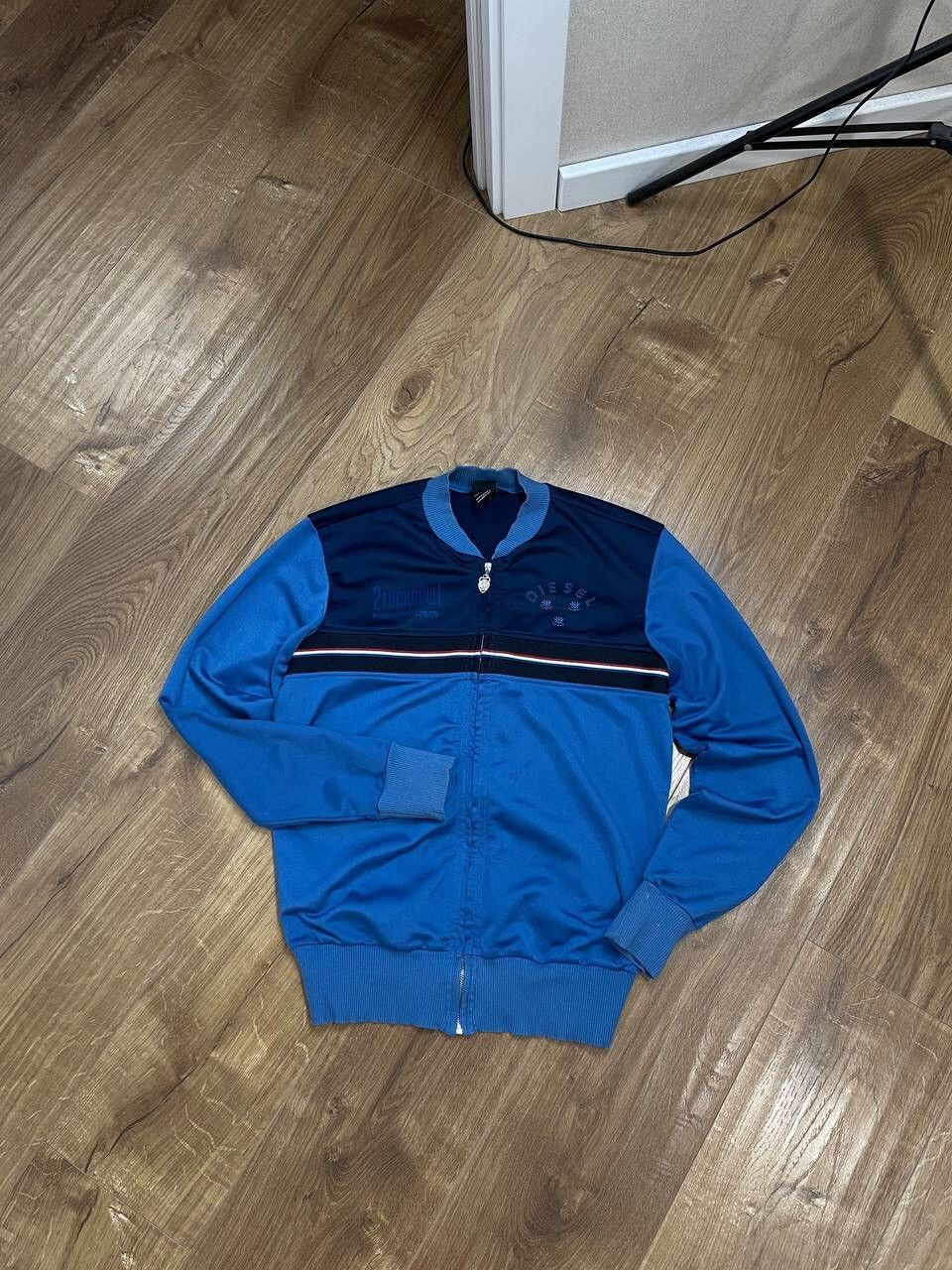 Diesel Vintage Diesel Y2K Style Logo Zip Sweatshirt Olympic Size US M / EU 48-50 / 2 - 1 Thumbnail