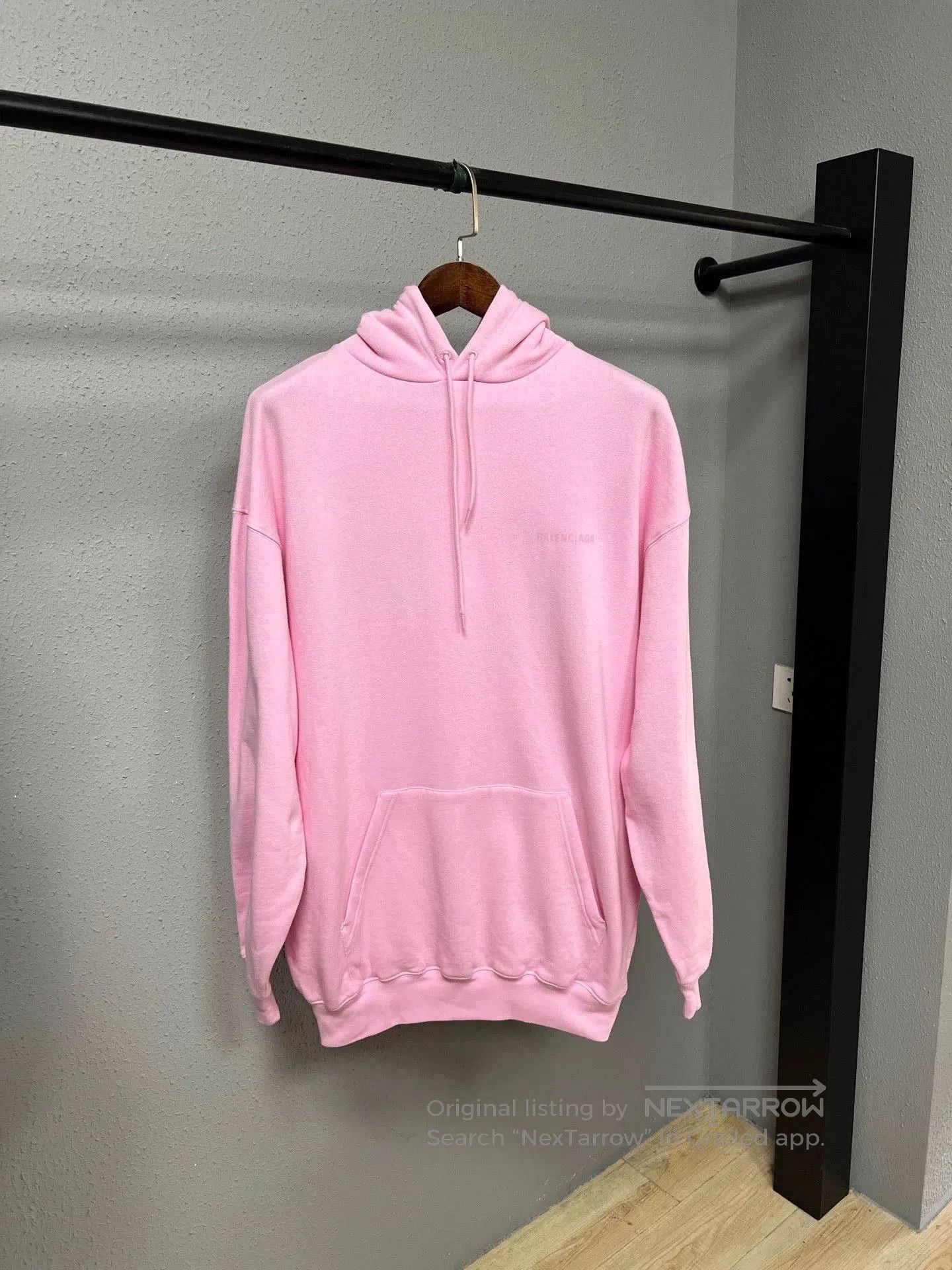 Balenciaga balenciaga pink embroidered hoodie. Size XS / US 0-2 / IT 36-38 - 1 Thumbnail