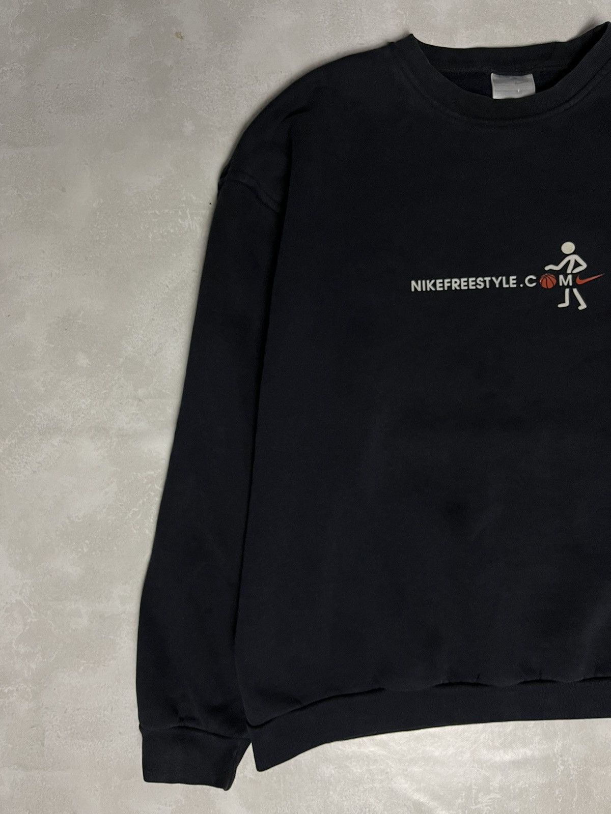 Nike × Vintage Vintage 00s Nike Center Logo Sweatshirt Size US XL / EU 56 / 4 - 3 Thumbnail