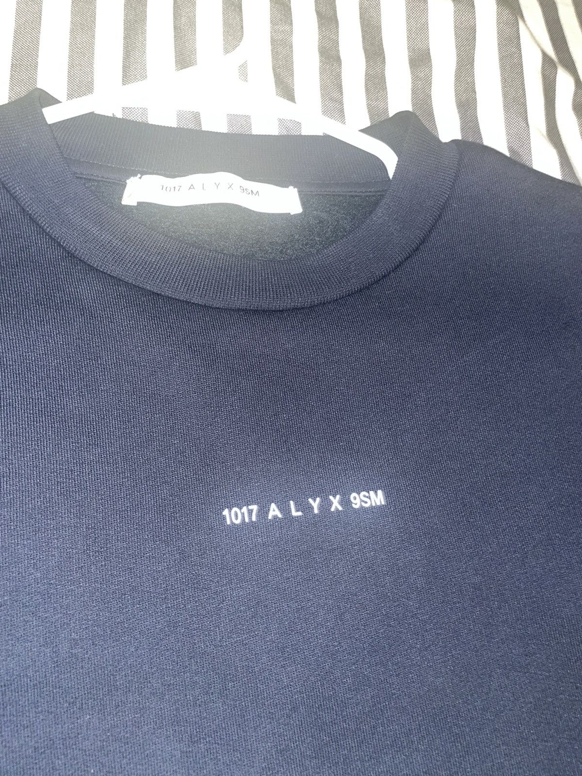 Alyx Alyx crewneck black and pink Size US M / EU 48-50 / 2 - 6 Thumbnail