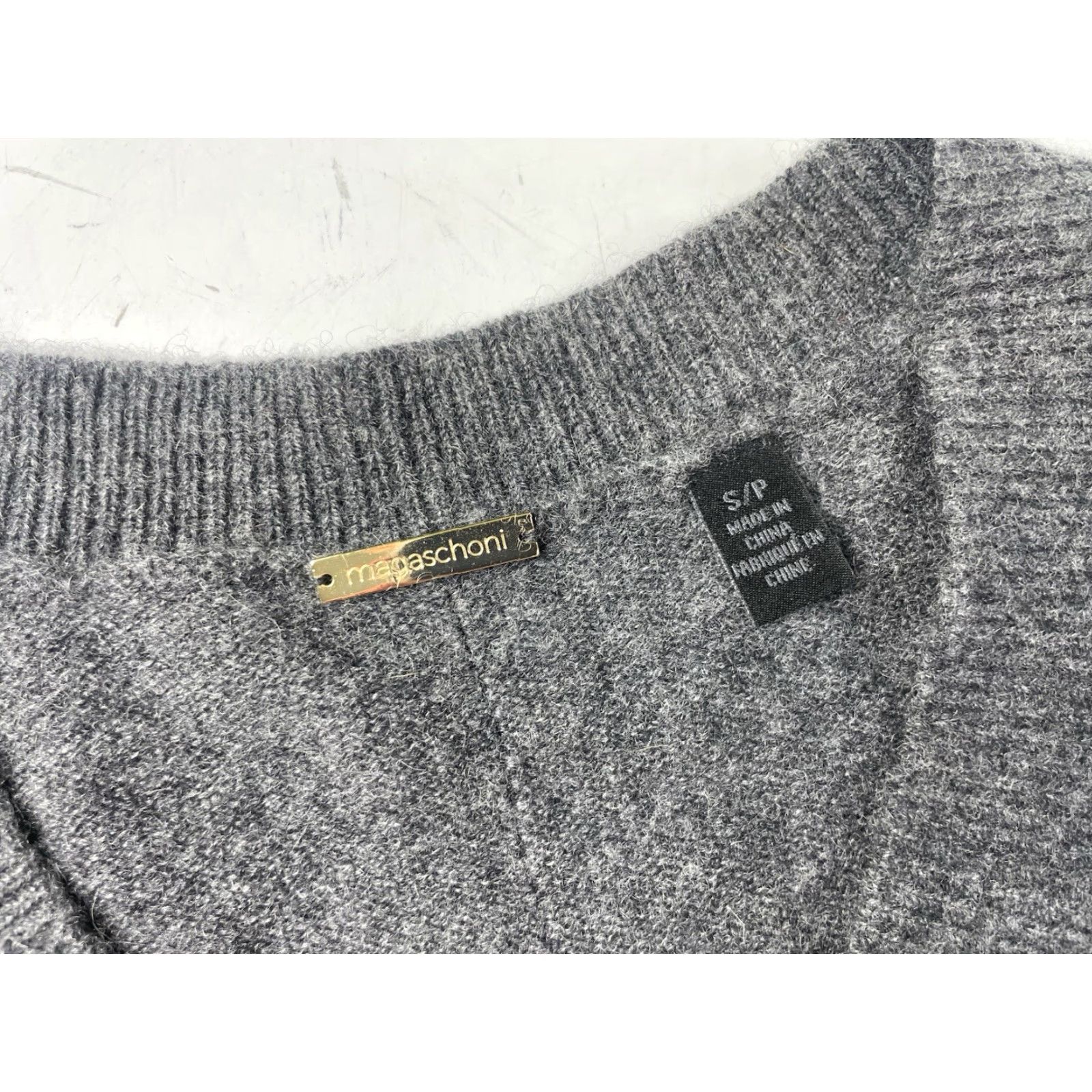 Vintage Magaschoni 100% Cashmere V-Neck Pullover Sweater Gray Womens Small Size S / US 4 / IT 40 - 3 Thumbnail