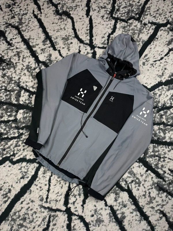 Haglofs Haglofs ski jacket gray black logo M windstopper Size US M / EU 48-50 / 2 - 2 Thumbnail