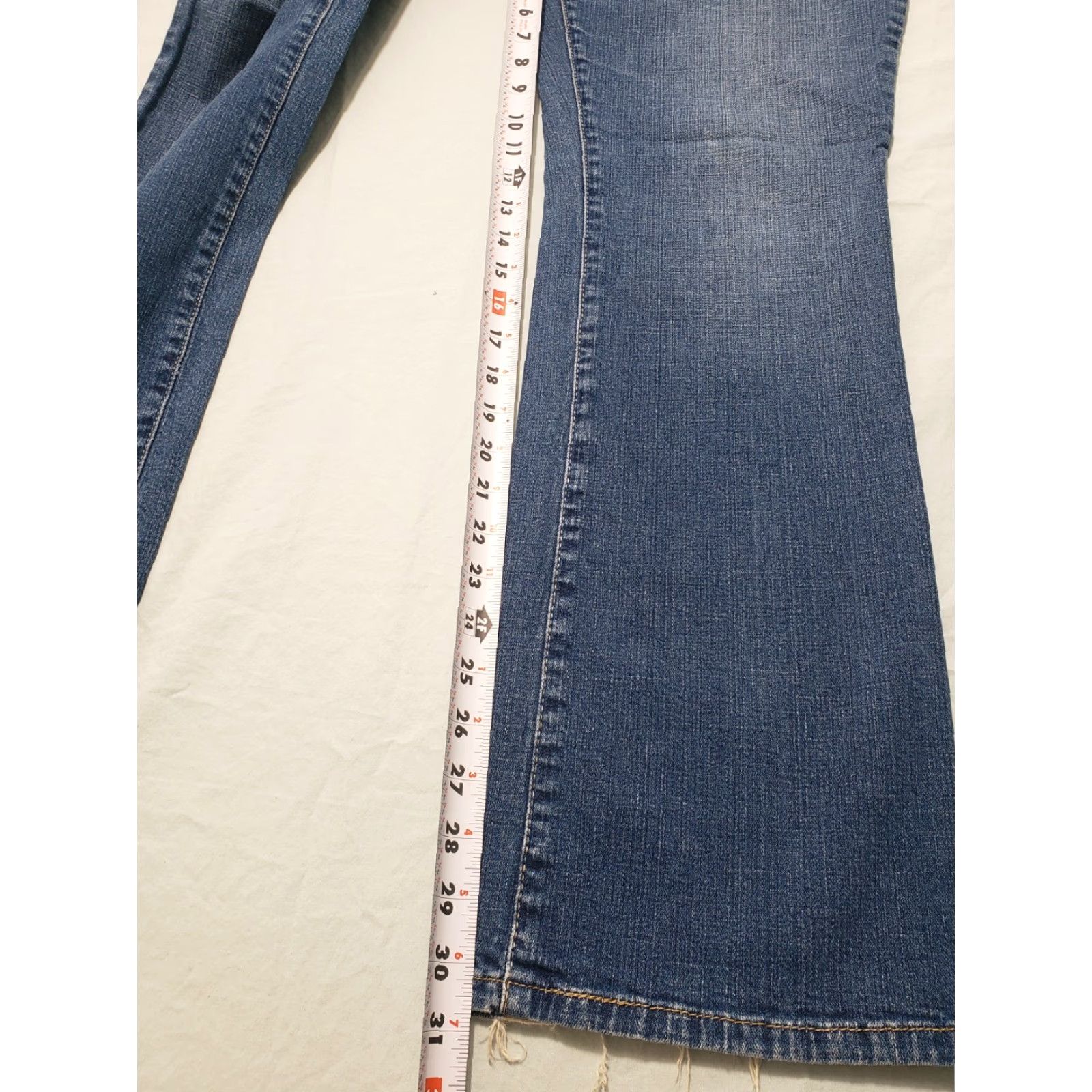 Levi's Levis 550 Relaxed Boot Cut Jeans Women's Size 12 M Blue Denim Stretch Size 34" / US 12 / IT 48 - 4 Thumbnail