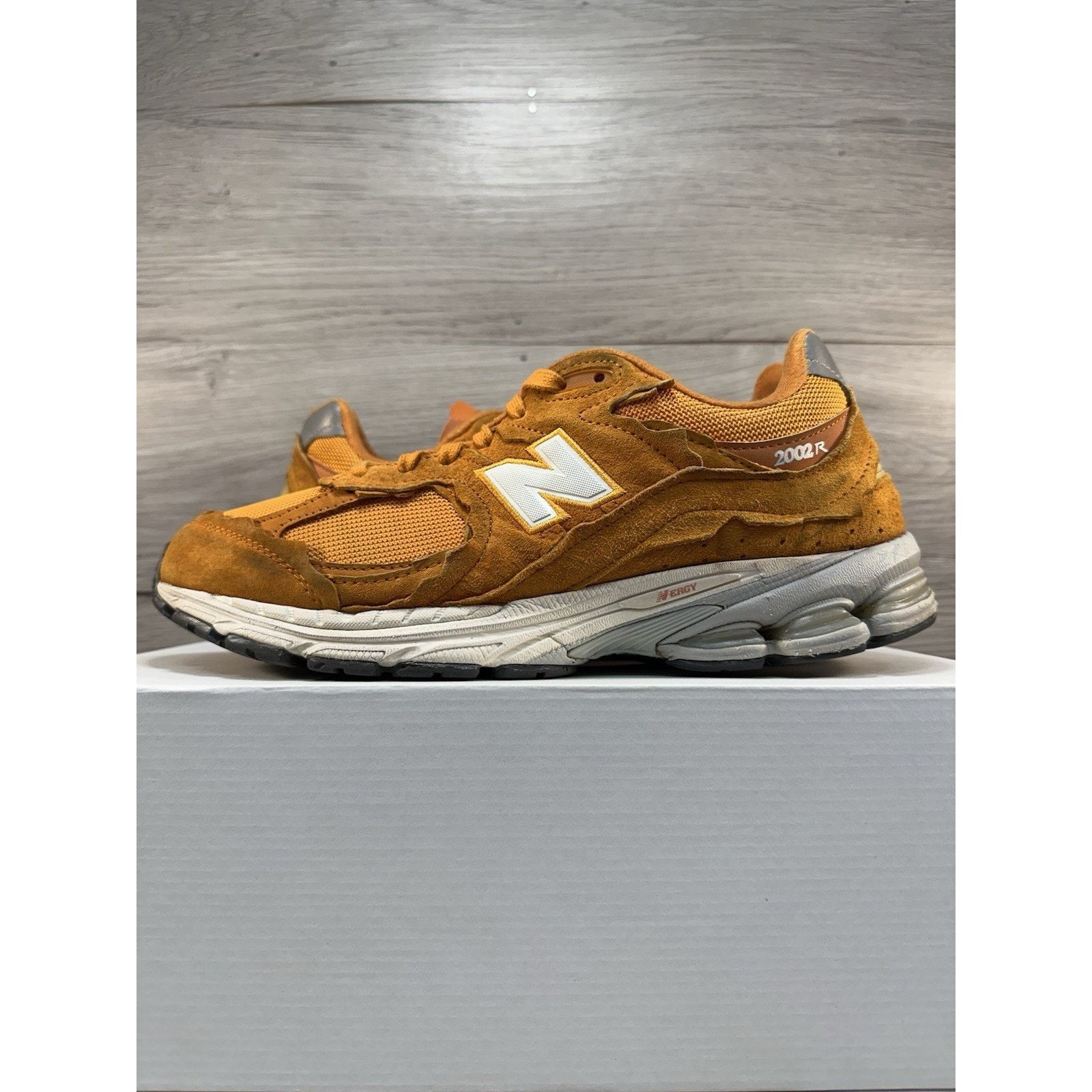 New Balance New Balance 2002R Protection Pack Vintage Orange - Size 10.5 Size US 10.5 / EU 43-44 - 1 Thumbnail