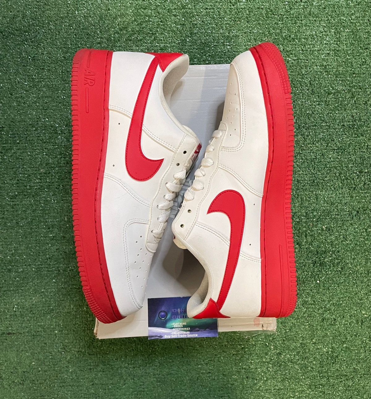 Nike Nike Air Force 1 low white red midsole size 11men/12.5women Size US 11 / EU 44 - 4 Thumbnail