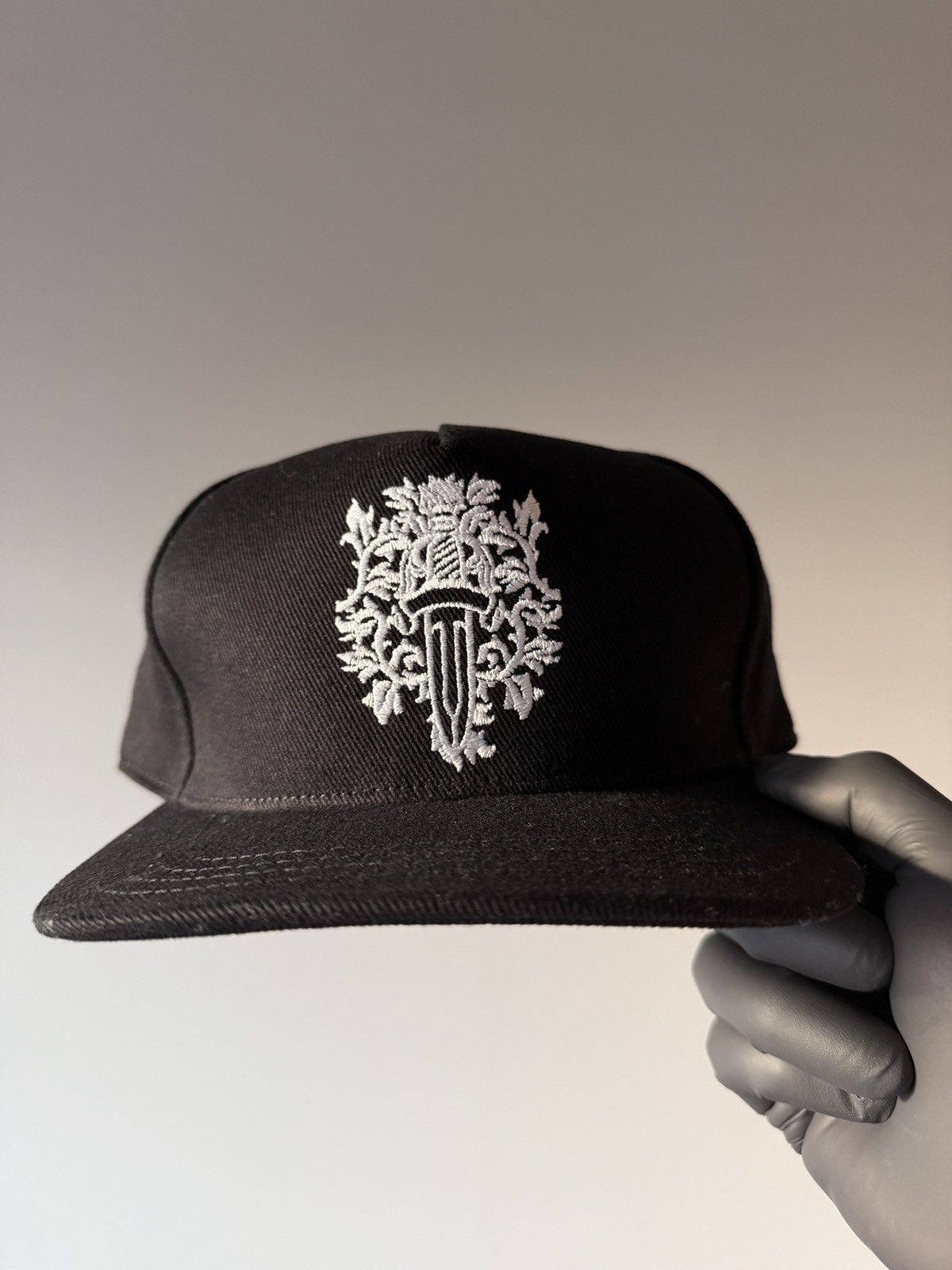 Chrome Hearts Chrome Hearts Embroidered Vine Dagger Hat Size ONE SIZE - 1 Thumbnail