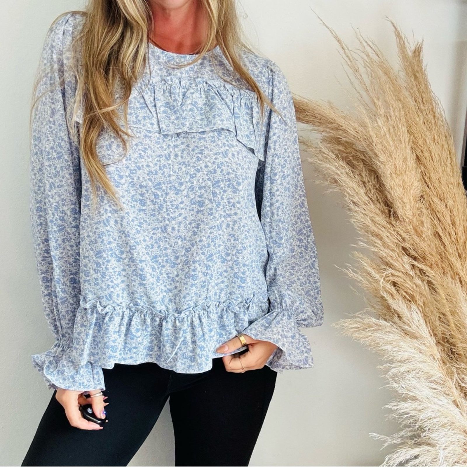 Nordstrom NEW Lavender Blue White Floral Ruffle $88 Blouse Shirt Top Size L / US 10 / IT 46 - 1 Thumbnail