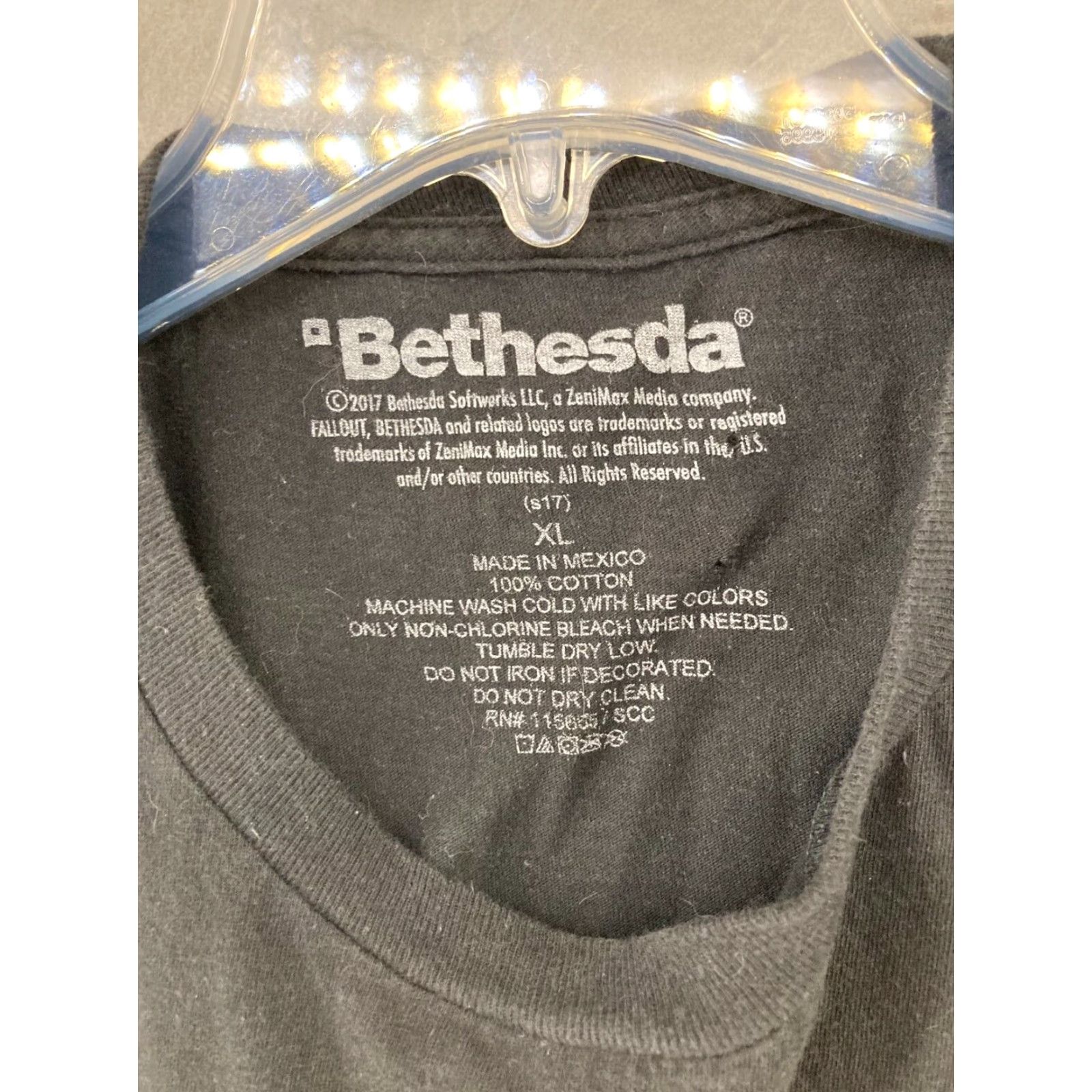 Logo 7 Bethesda Gaming T-Shirt Black XL Short Sleeve Graphic Print Mens Size US XL / EU 56 / 4 - 5 Thumbnail