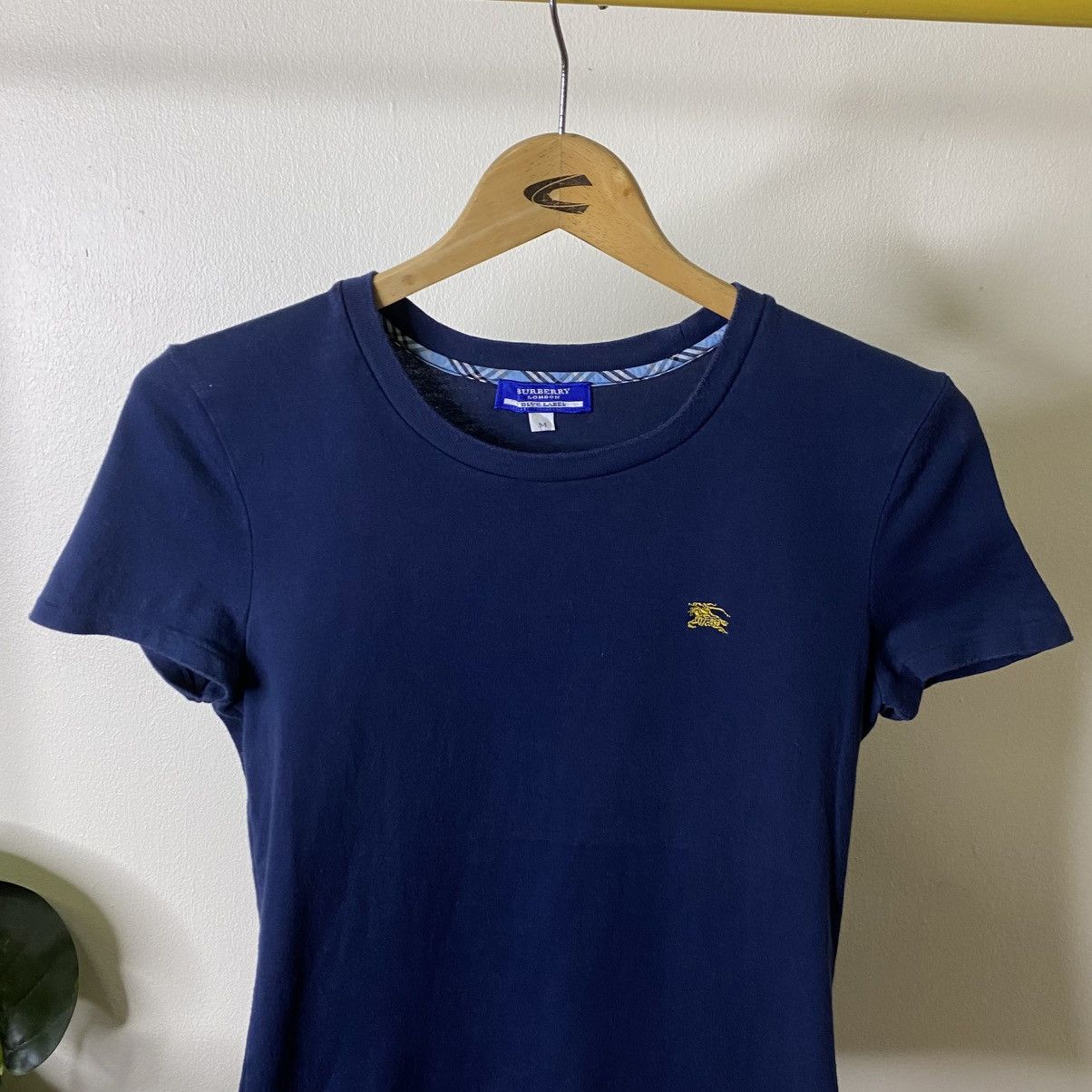 Burberry Burberry London Blue Label Navy Blank Women T Shirt Size S / US 4 / IT 40 - 2 Thumbnail