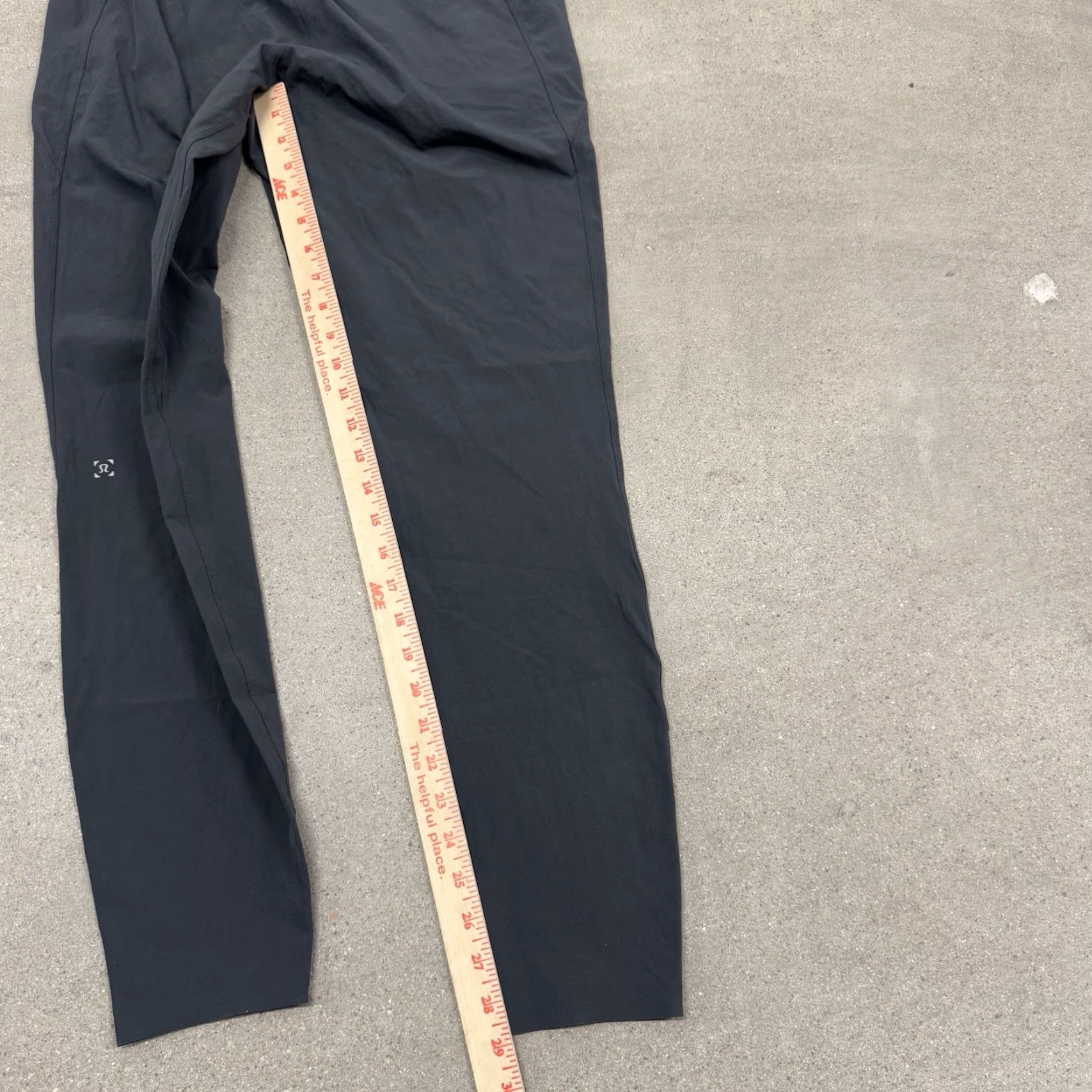 Lululemon Lululemon Active Grey Jogger Pants Small Stretch Size 28" / US 6 / IT 42 - 6 Thumbnail