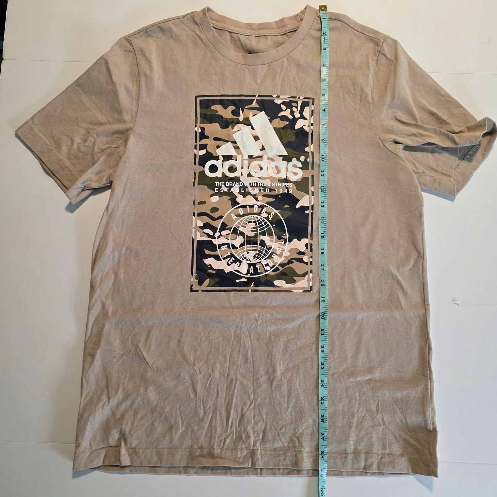 Adidas Adidas Camo Logo T Shirt Large Tan Graphic Streetwear Size US M / EU 48-50 / 2 - 1 Thumbnail