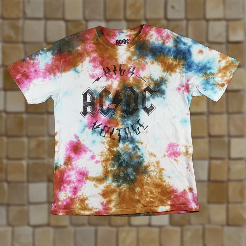 Vintage VINTAGE ACDC High Voltage Tie Dye Band Tee Men's Size M Retro Rock Music T Shirt Size US M / EU 48-50 / 2 - 1 Thumbnail