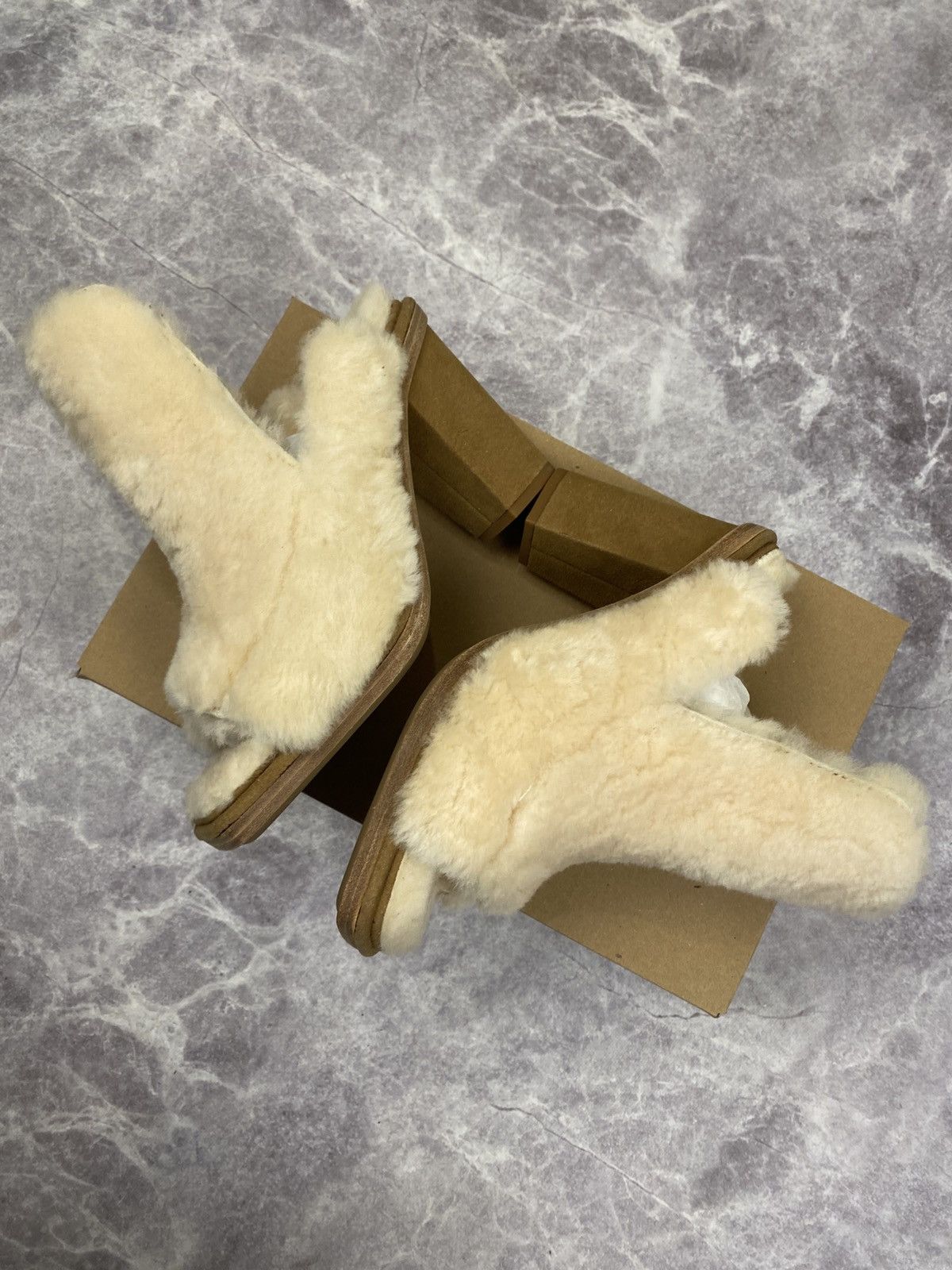 Eckhaus Latta Ugg x Eckhaus Latta Sheepskin Fur Open Toe Heel Mules Size US 7 / IT 37 - 5 Thumbnail