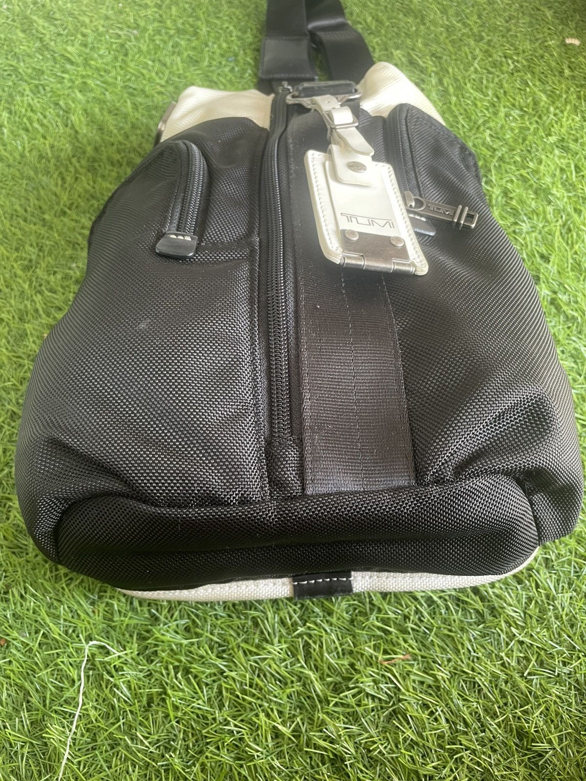 Tumi Authentic TUMI Alpha Bravo Monterey Crossbody Bag Size ONE SIZE - 5 Thumbnail