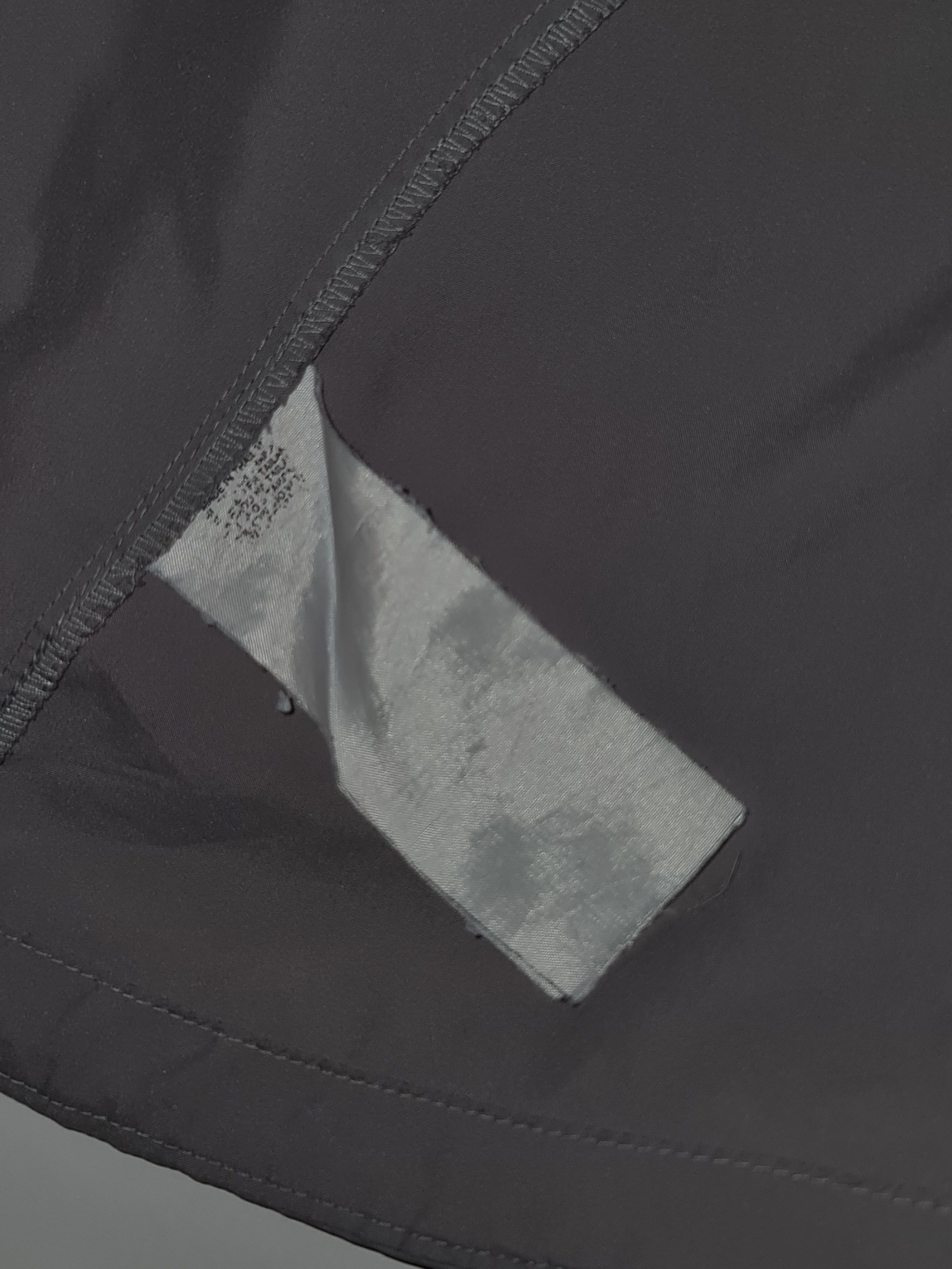 Nike Vintage Nike Reflective Running Light Jacket Size US M / EU 48-50 / 2 - 13 Thumbnail