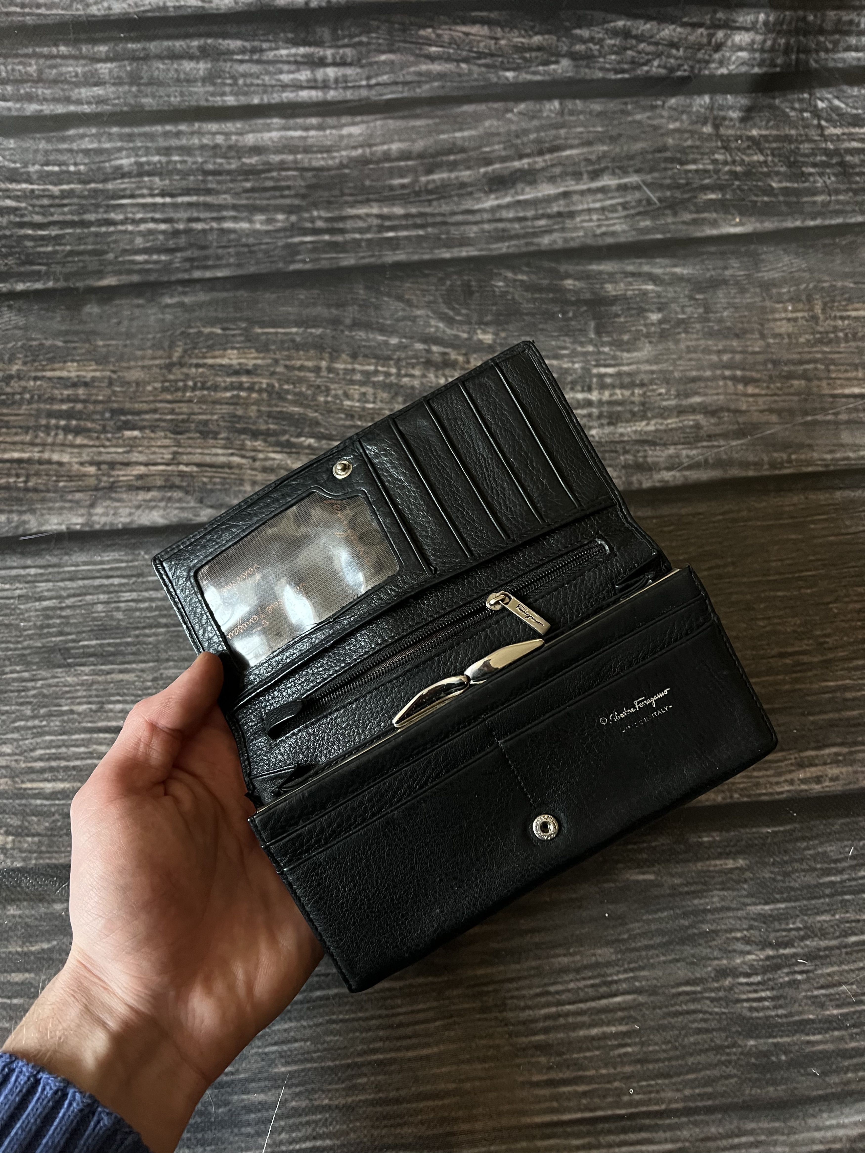 Salvatore Ferragamo Vintage Salvadore Ferragamo Avanr Garde Leather Wallet Size ONE SIZE - 5 Thumbnail