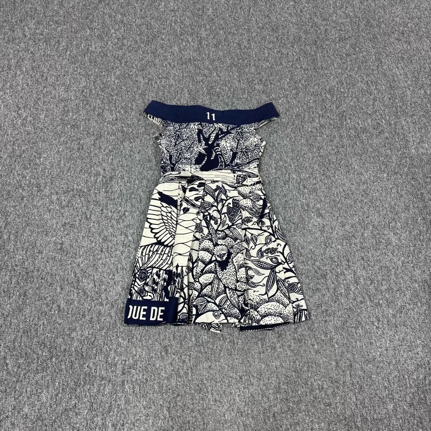 Dior Dior Zoo pattern, off-the-shoulder dress| Size M / US 6-8 / IT 42-44 - 2 Thumbnail