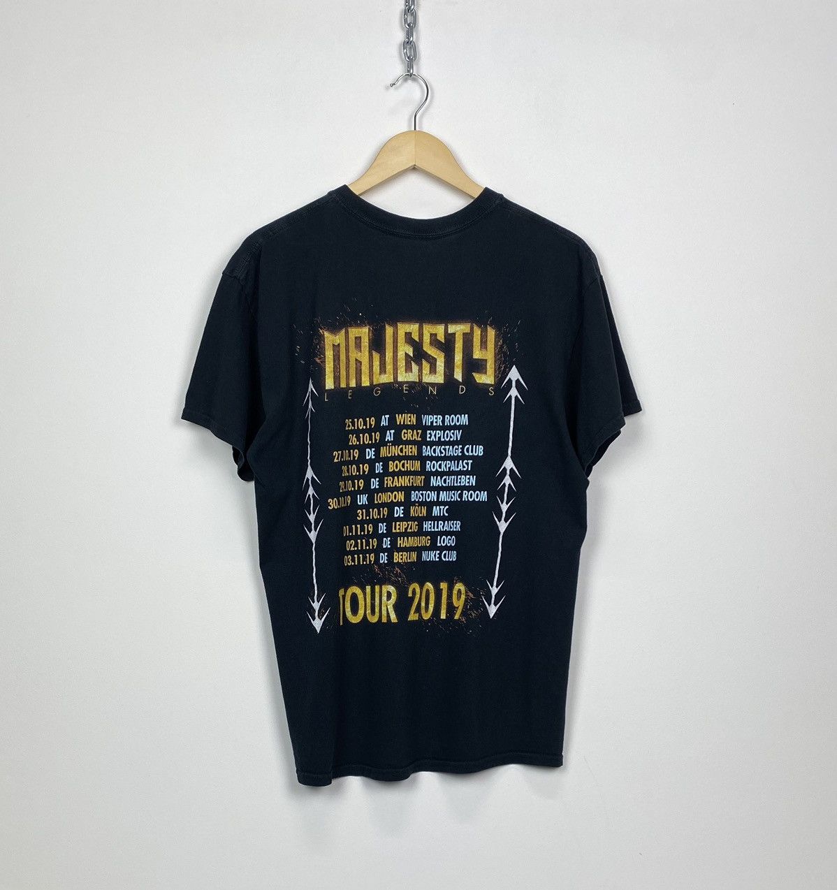 Band Tees Vintage Majesty Legends Rock Band T-shirt Promo Graphic Y2K Size US L / EU 52-54 / 3 - 7 Thumbnail