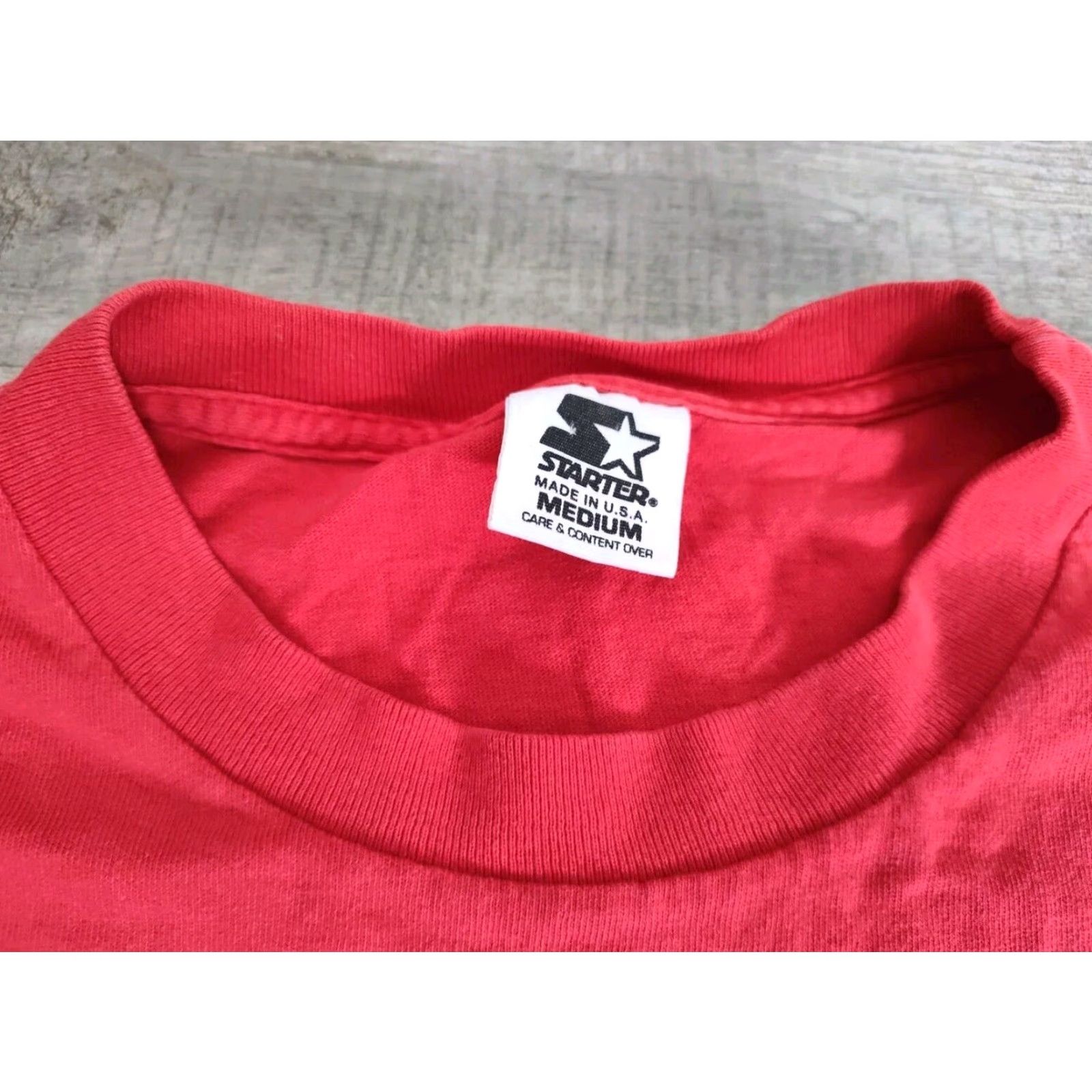 Starter VINTAGE Starter Detroit Red Wings T-Shirt Unisex Adults Medium 1997 90s Shanahan Red Cotton Crew Neck Shirt Men Women Size US M / EU 48-50 / 2 - 7 Thumbnail