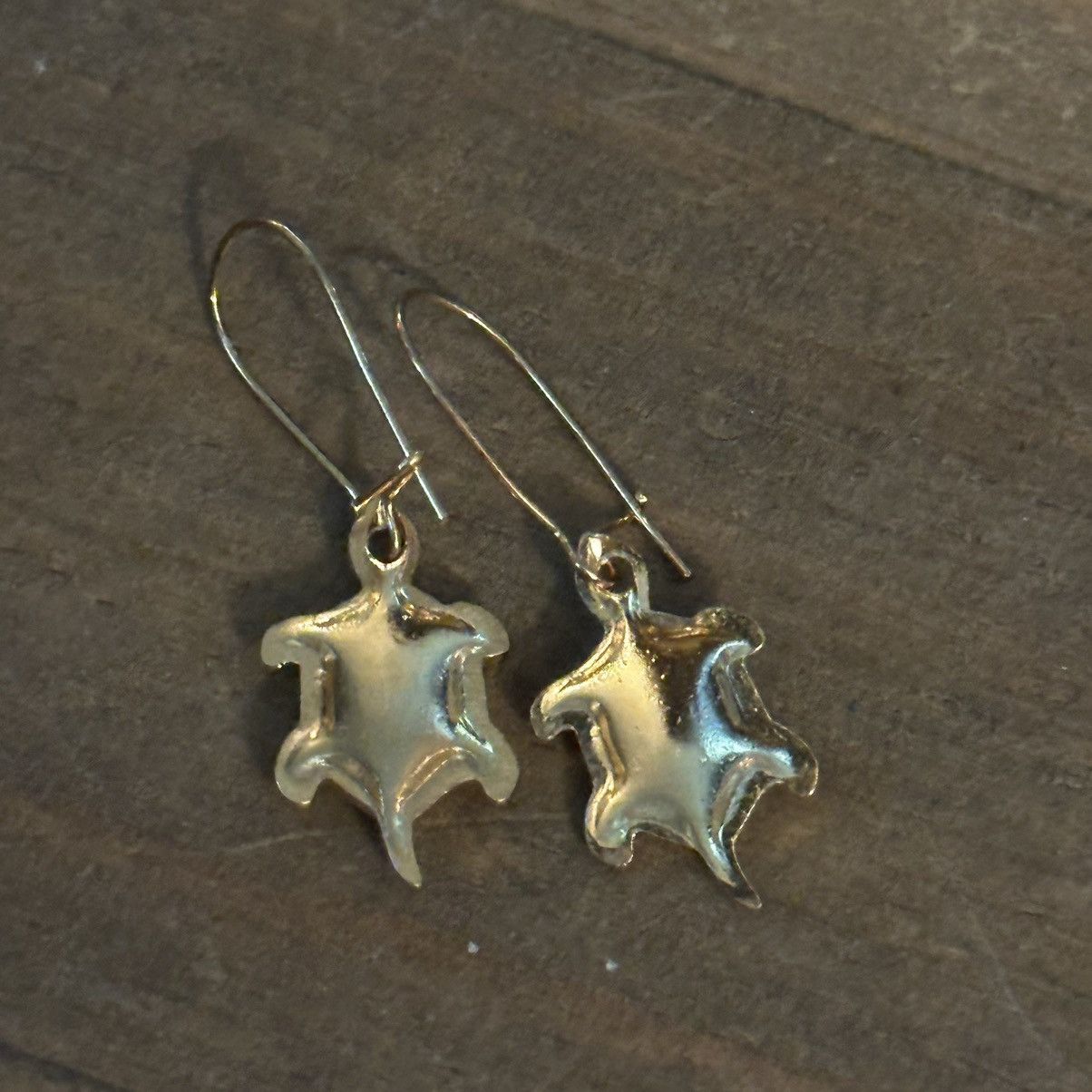 Other Gold enamel turtle dangle earrings Size ONE SIZE - 3 Thumbnail