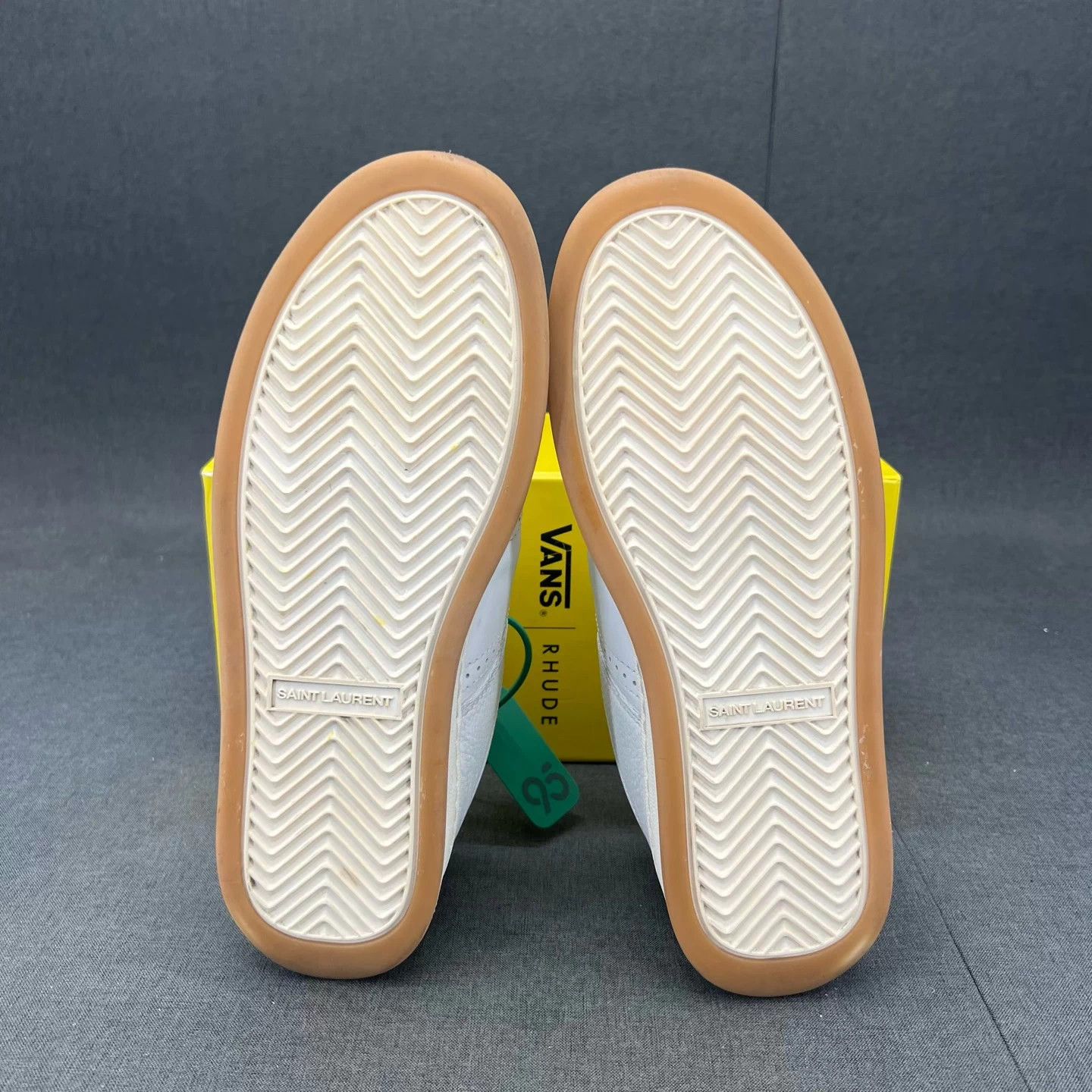 Saint Laurent Paris SAINT LAURENT SL/61 white 41 new, minor inner lining wear Size US 8 / EU 41 - 7 Thumbnail