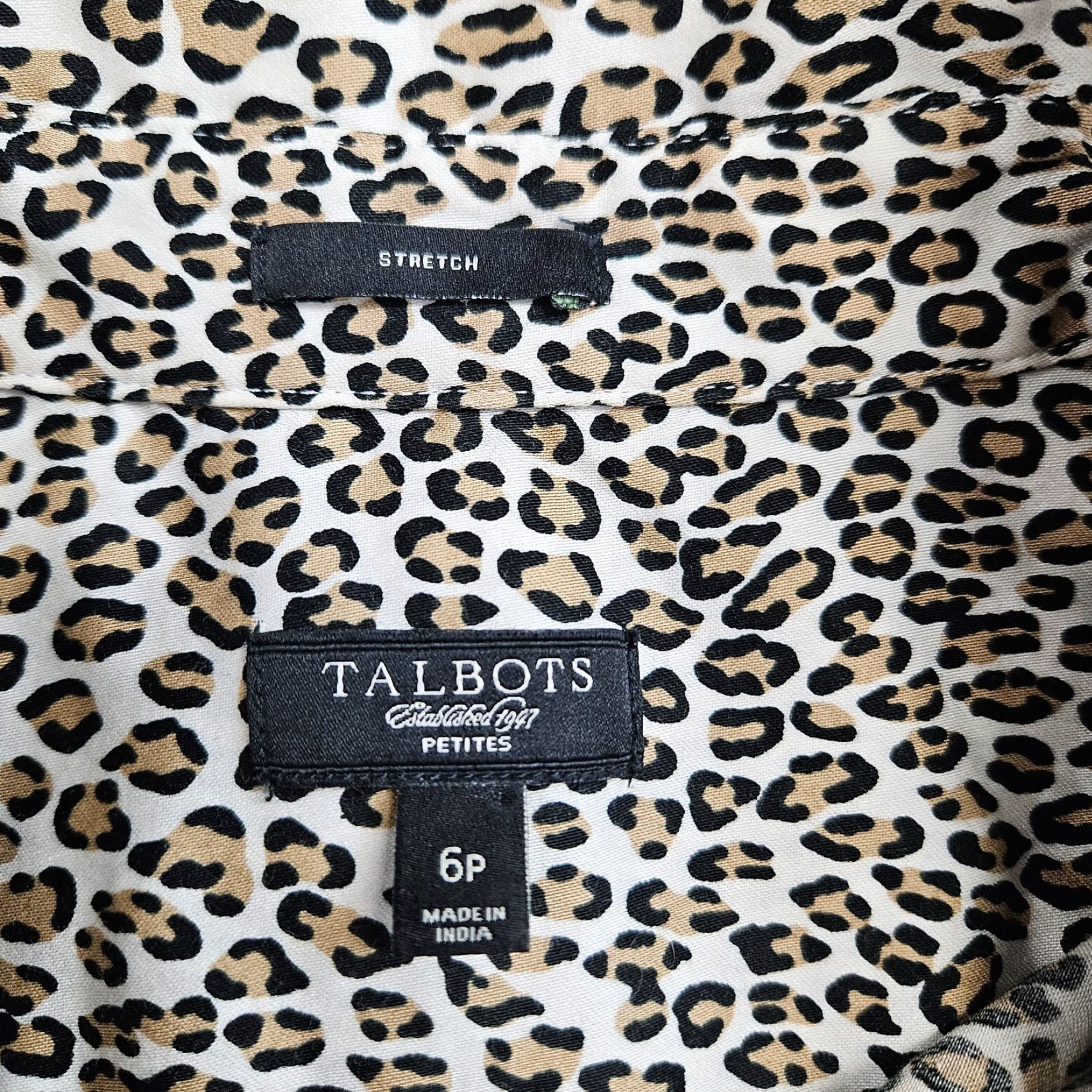 Talbots Talbots Womens Button Front Top Sz 6P Black Brown Animal Print 3/4 Sleeve Shirt Womens 6P Multicolor Talbots Blouse Animal Print 3/4 Sleeve Clothing Size M / US 6-8 / IT 42-44 - 5 Thumbnail