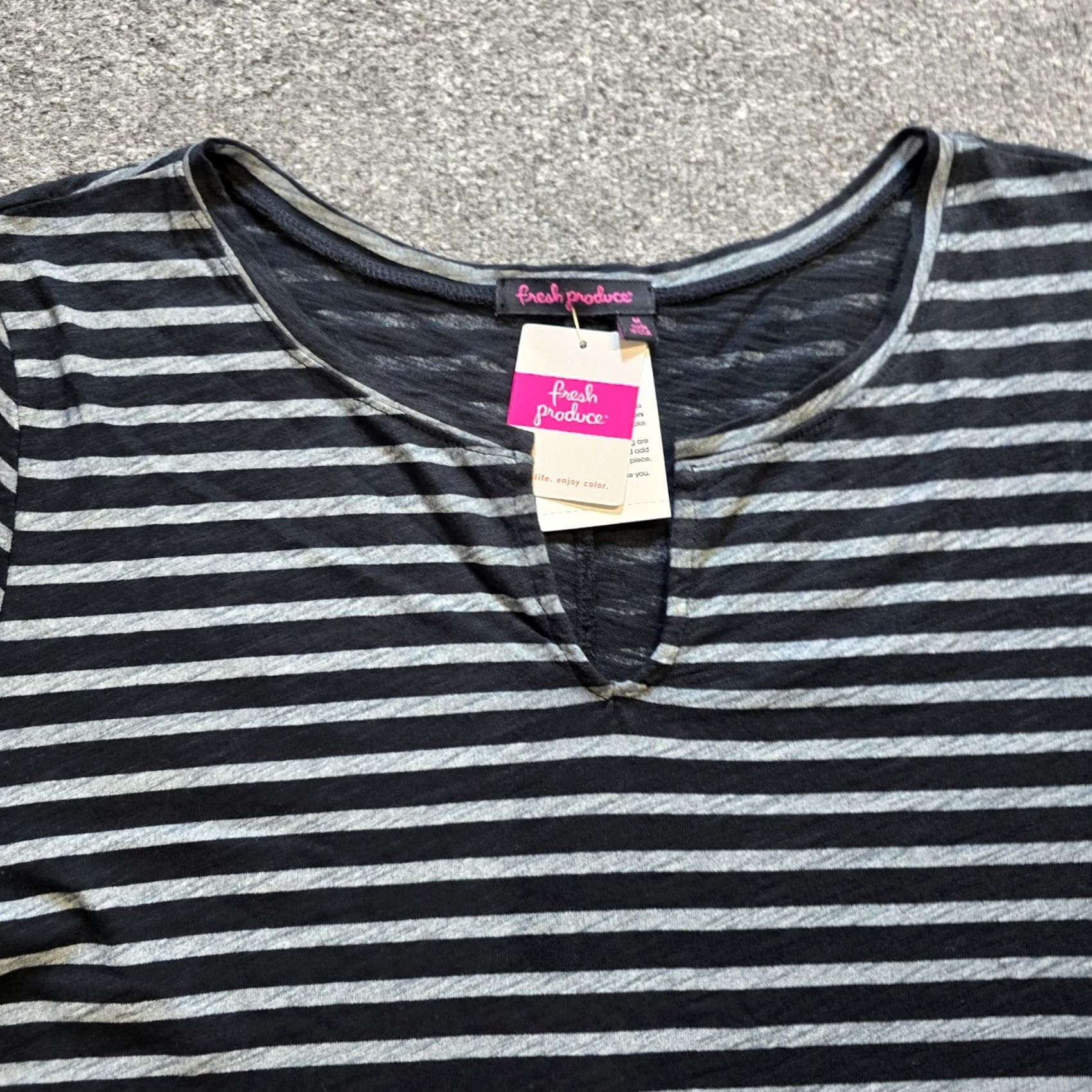 Vintage Fresh Produce Top Womens Medium Gray Striped V Neck Stretch Casual Capsule Shirt Size M / US 6-8 / IT 42-44 - 2 Thumbnail