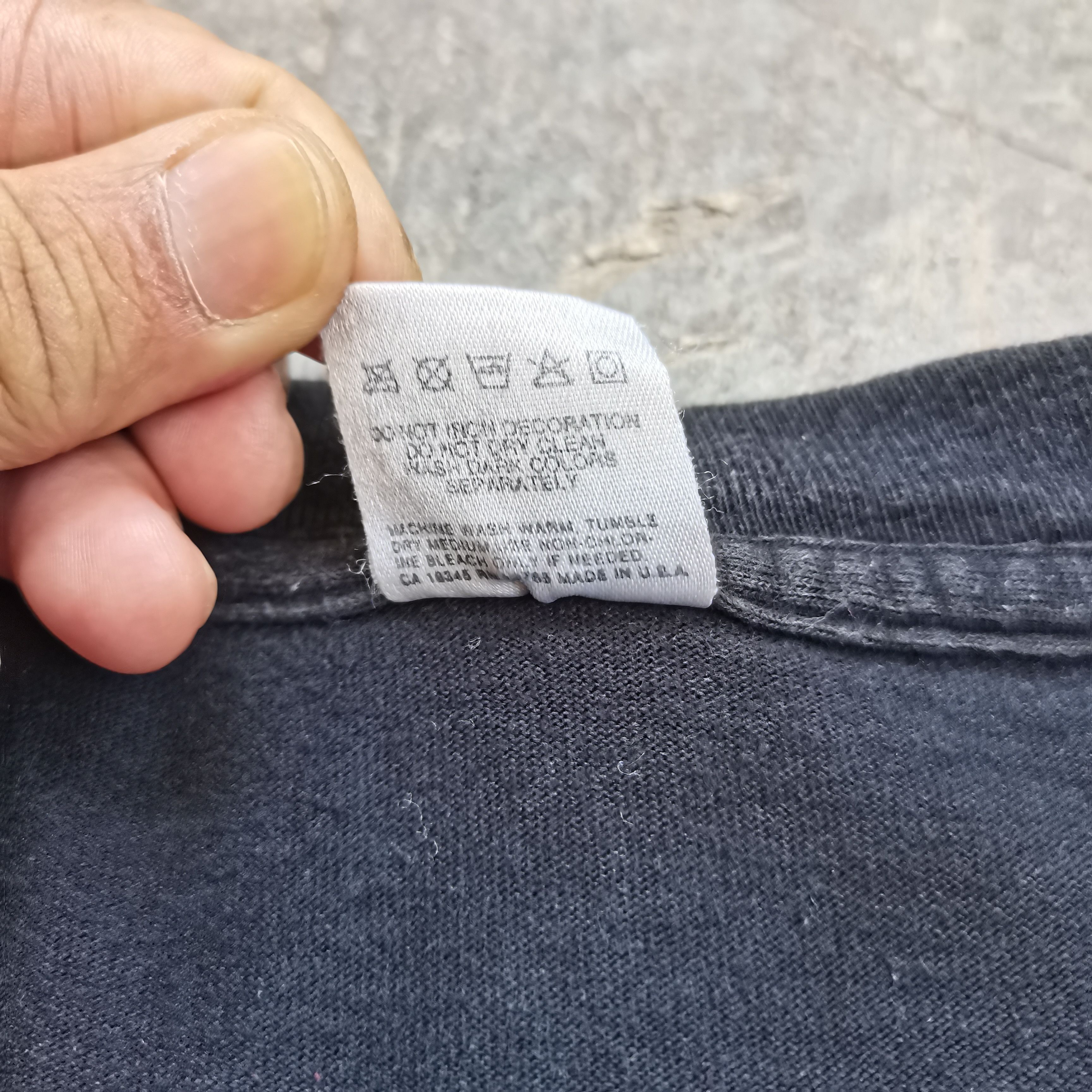 Fruit Of The Loom Vintage Rare 90s Fruit Of The Loom X Seiko Black Tee Size L Size US L / EU 52-54 / 3 - 9 Thumbnail
