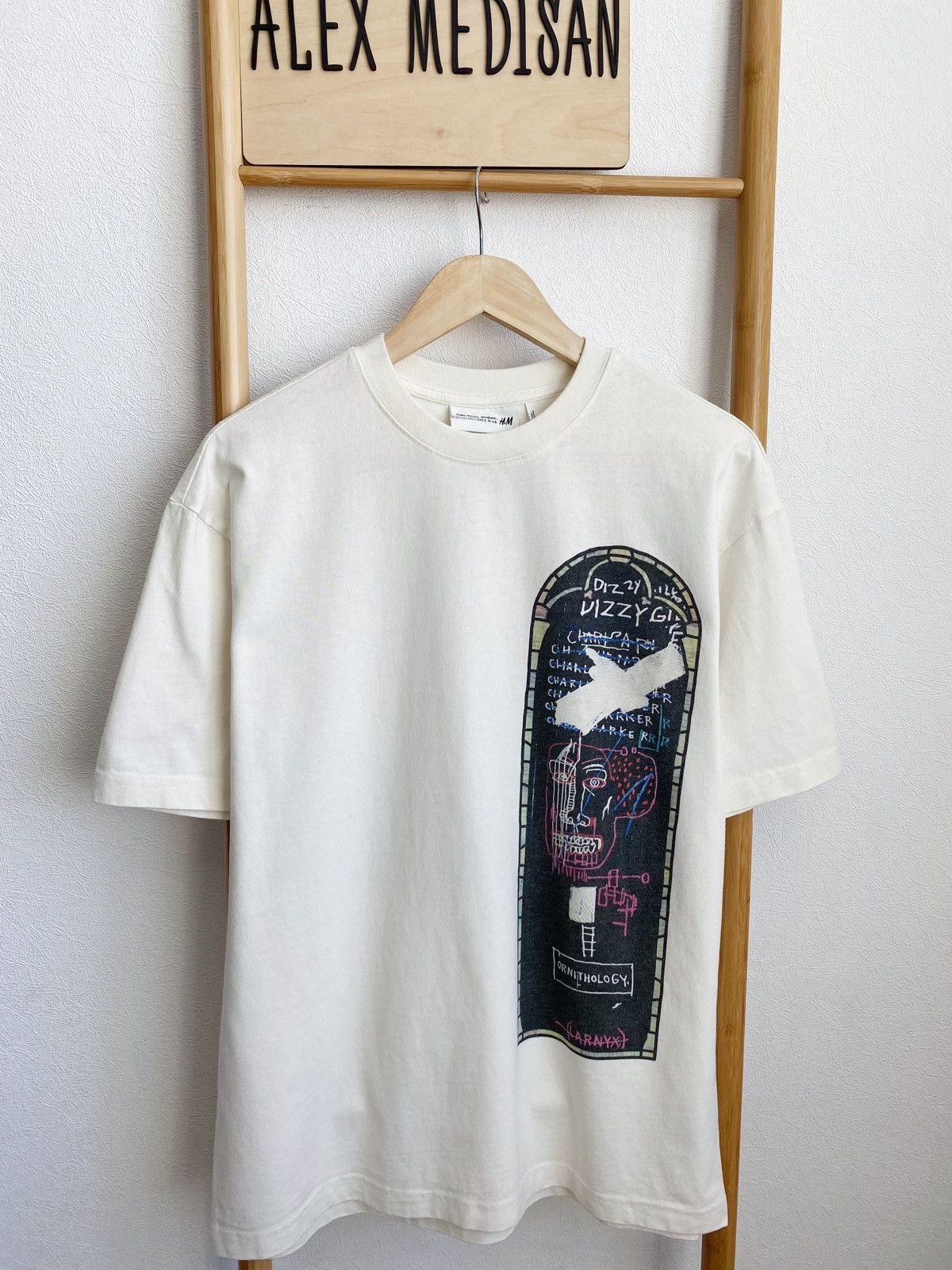 H&M × Jean-Michel Basquiat × Who Decides War WHO DECIDES WAR x BASQUIAT x H&M RELAXED FIT COTTON T-SHIRT Size US S / EU 44-46 / 1 - 2 Thumbnail