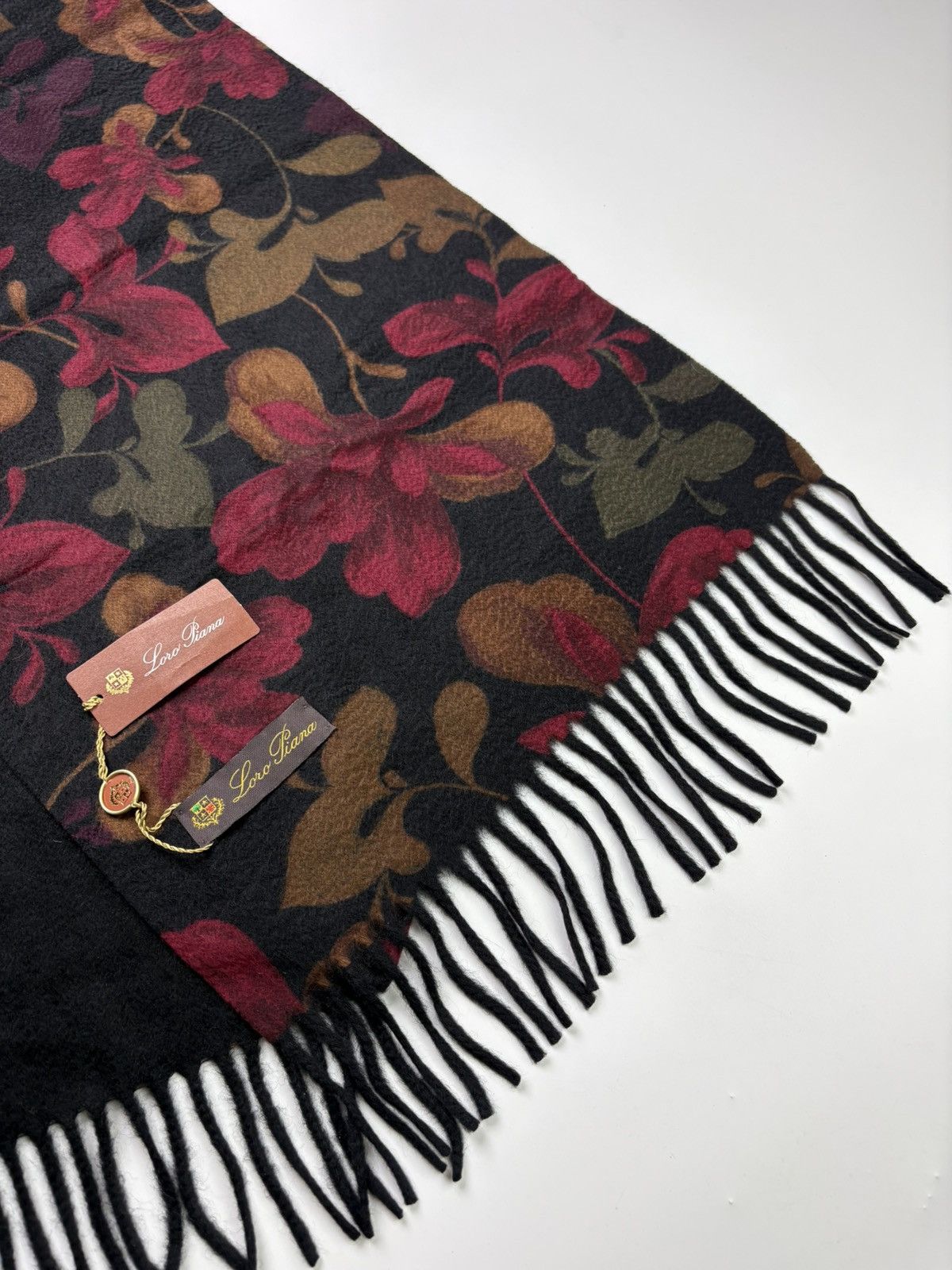 Loro Piana Loro Piana Cashmere Floral Double Faced Scarf Size ONE SIZE - 3 Thumbnail