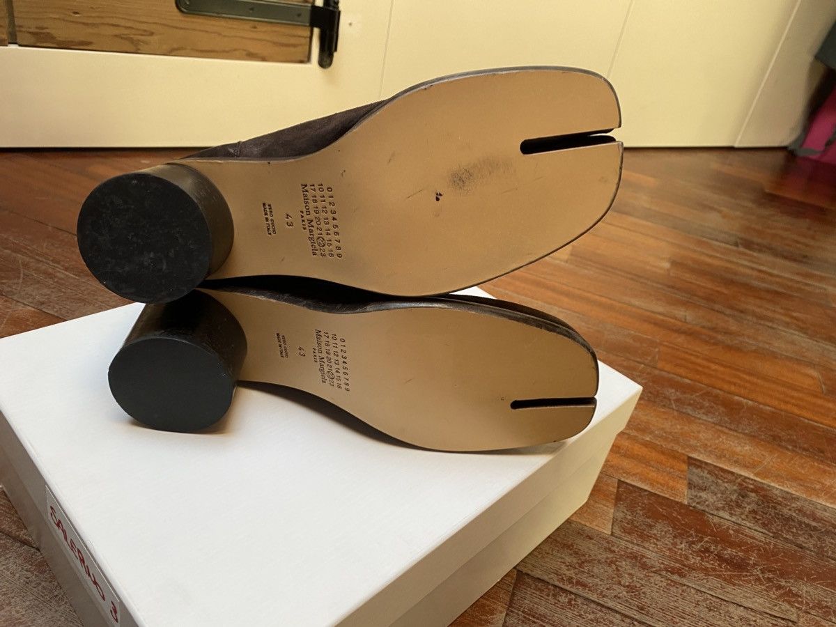 Maison Margiela Maison margiela brown suede tabi boots Size US 10 / EU 43 - 3 Thumbnail