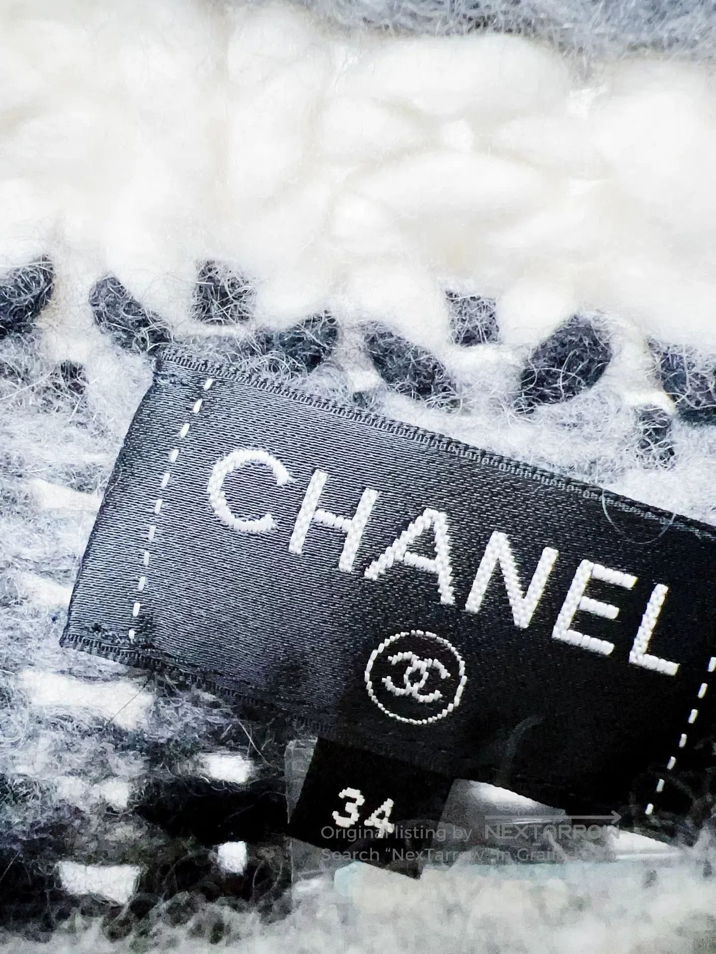 Chanel Chanel 19K Snow Striped Knit Sweater. Size US XS / EU 42 / 0 - 5 Thumbnail