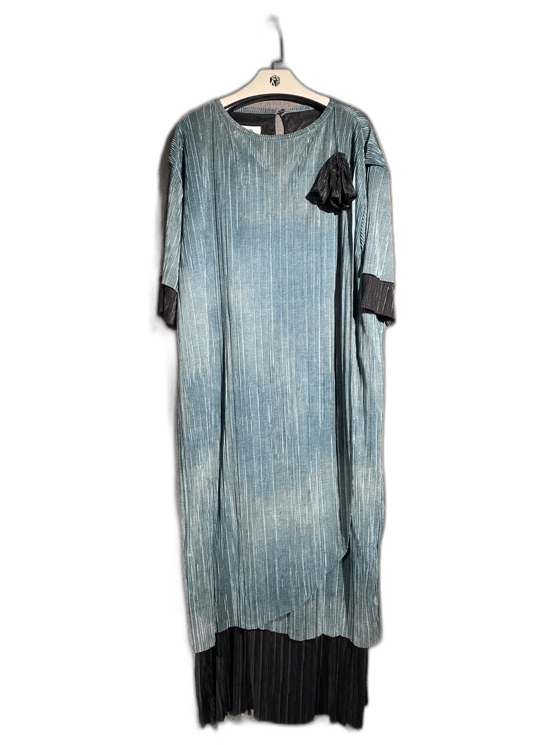 Maison Margiela Elegant Long Sleeve Pleated Dress with Flower Detail-2506 Size L / US 10 / IT 46 - 1 Thumbnail