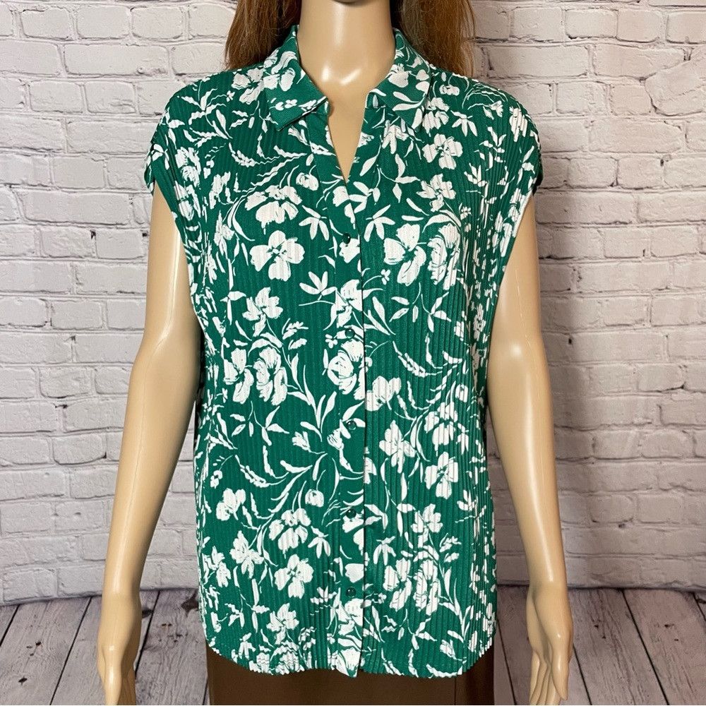 Adrianna Papell NWT New $69 Adrianna Papell Pleated Floral Green Top Size L Size L / US 10 / IT 46 - 9 Thumbnail