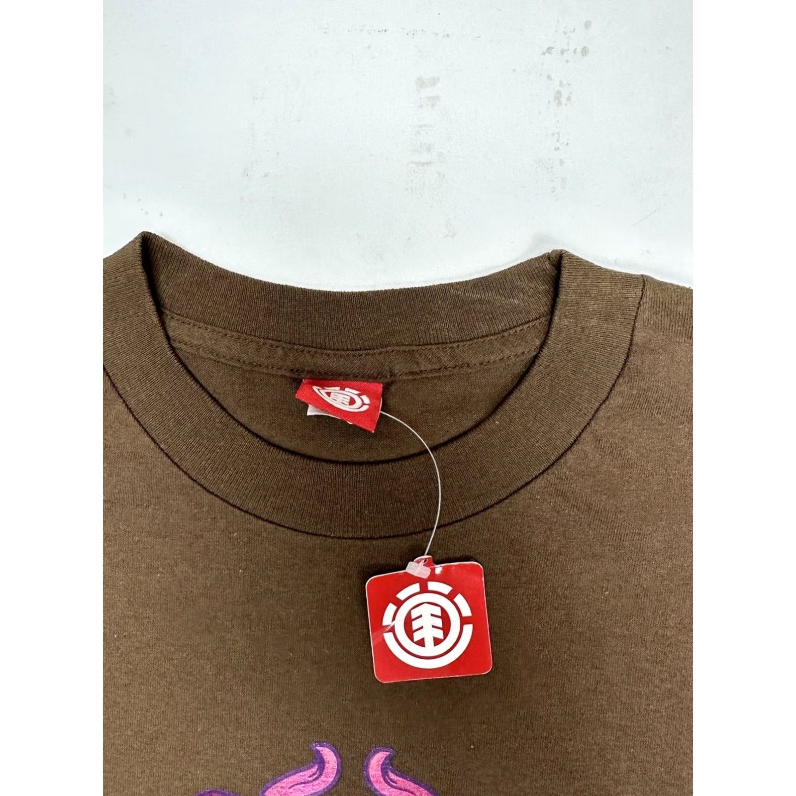 Element VINTAGE Element Bam Margera Foil Logo Tee Brown XL Shirt Mens Brown Foil Logo 2000s Punk Skateboard Graphic Print Crew Neck Regular Fit W Tag Size US XL / EU 56 / 4 - 7 Thumbnail