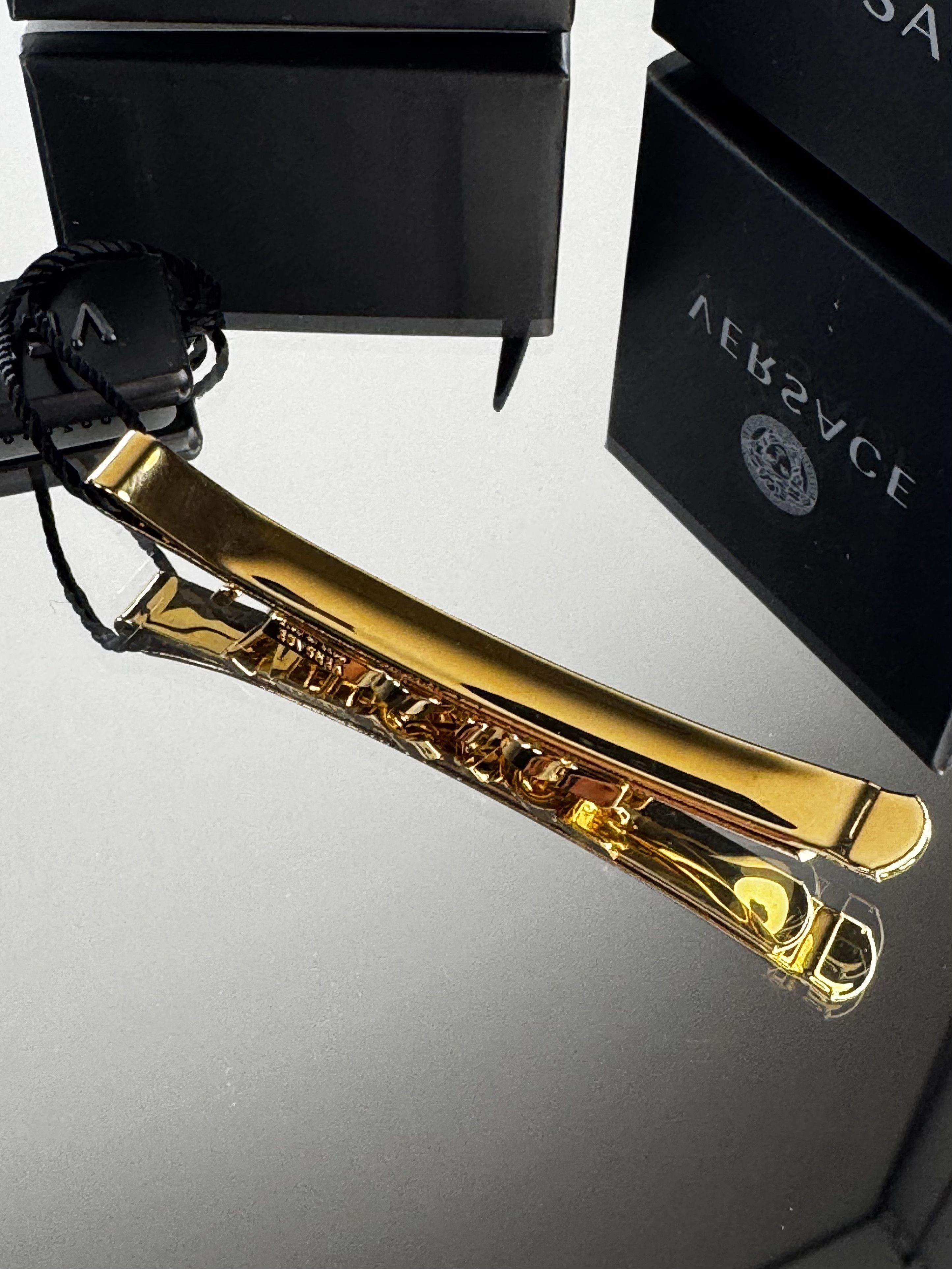 Versace Tribute Medusa Hair Clip Size ONE SIZE - 10 Thumbnail