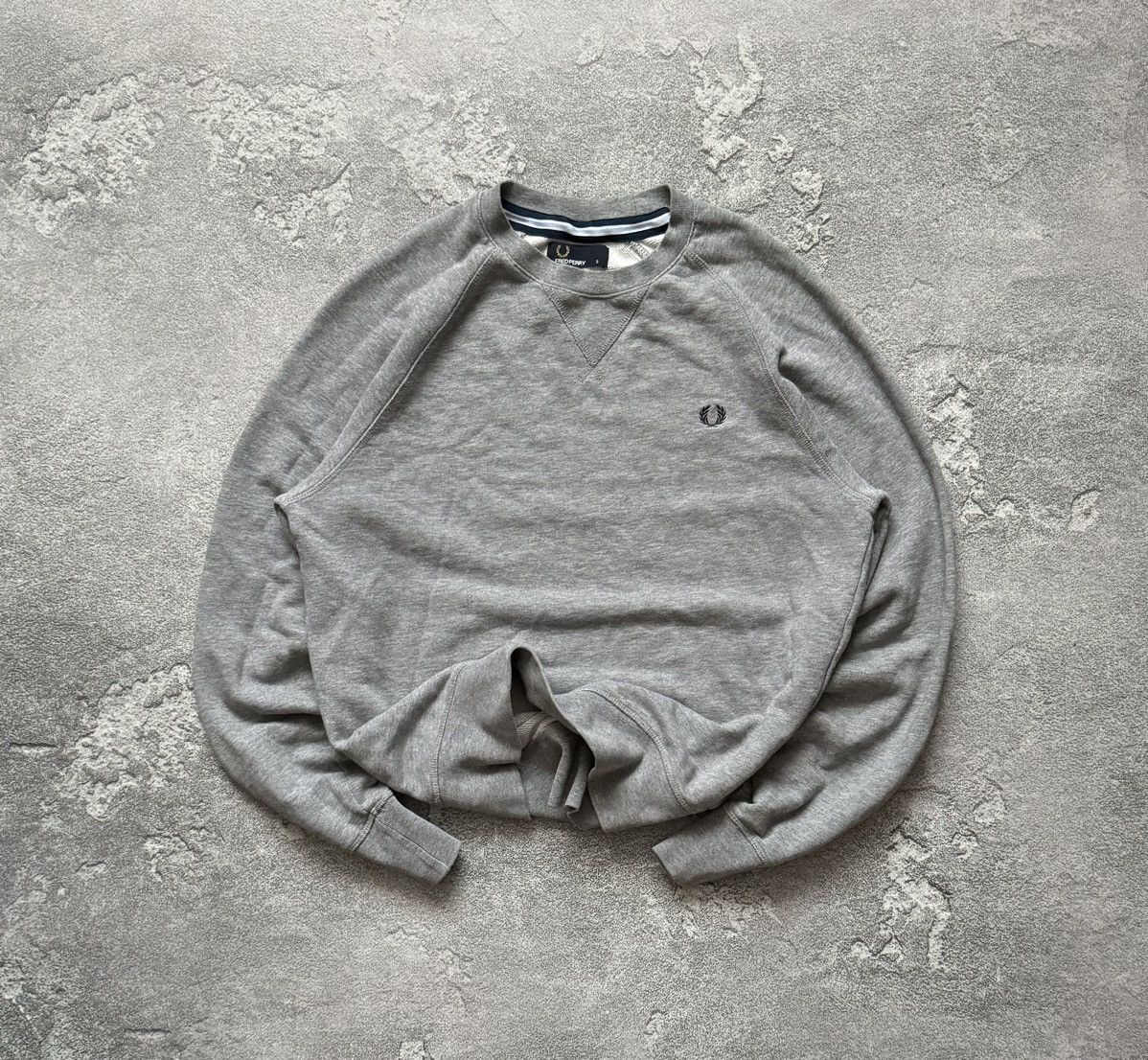 Designer × Fred Perry Fred Perry S gray sweatshirt jumper pullover long sleeve Size US S / EU 44-46 / 1 - 1 Thumbnail