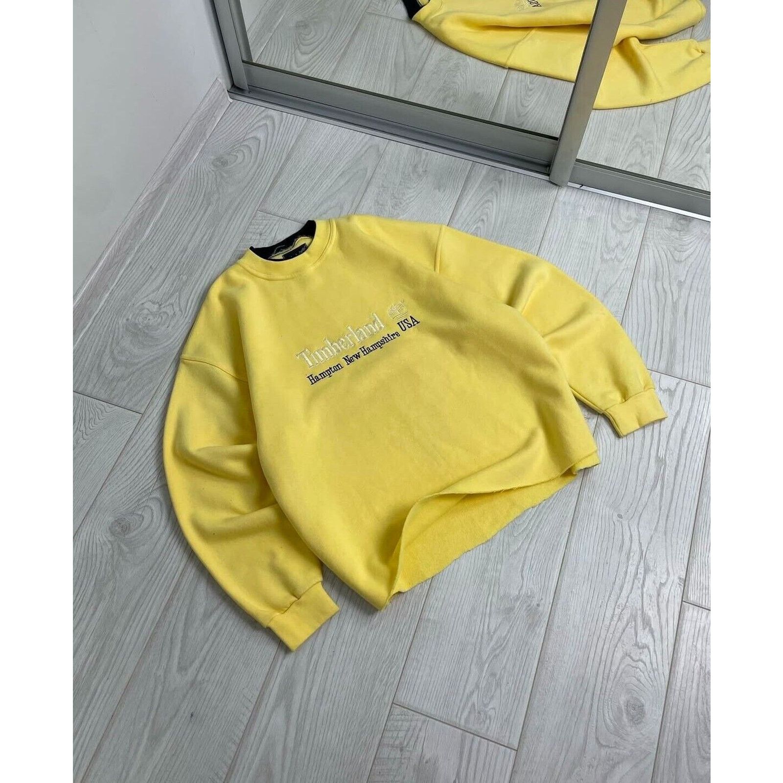 Timberland Vintage Timberland Crewneck Sweatshirt Yellow Embroidered XL Size US XL / EU 56 / 4 - 1 Thumbnail