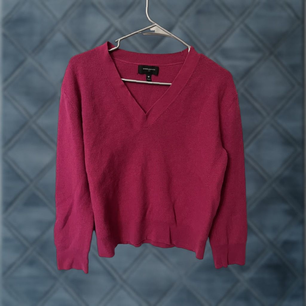 Banana Republic Banana Republic Women's Magenta V-Neck Pullover Sweater Cotton Nylon Wool Medium Size M / US 6-8 / IT 42-44 - 1 Thumbnail