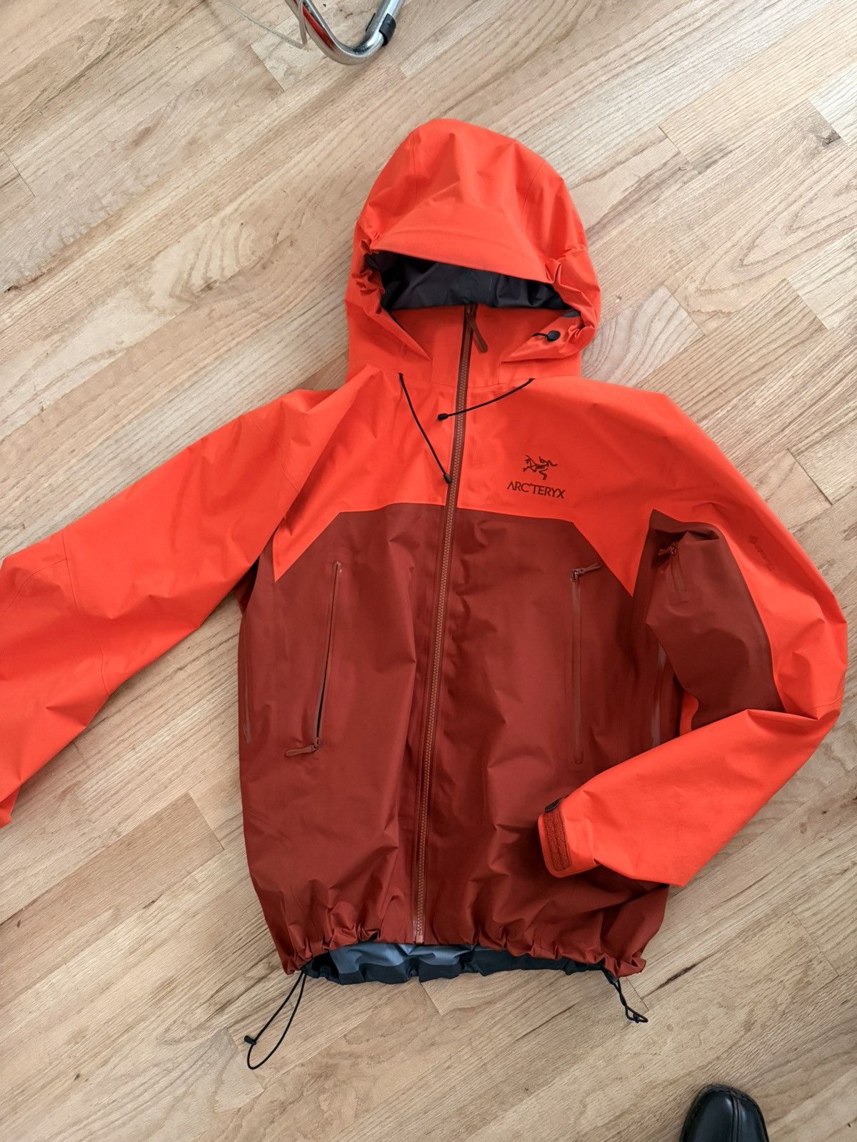 Arc'teryx Arcterys beta AR Size US L / EU 52-54 / 3 - 1 Thumbnail