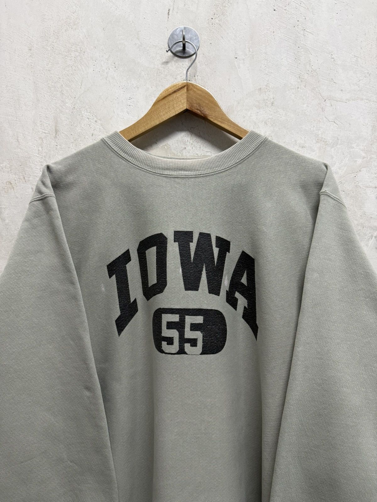 Champion Vintage 90s Champion Reverse Weave Iowa State Sweatshirt Size US XL / EU 56 / 4 - 3 Thumbnail